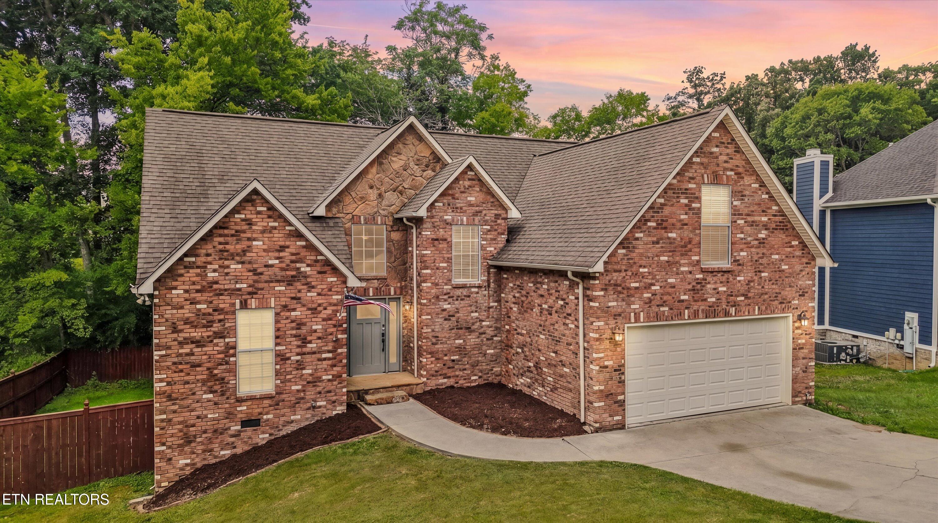 2145 Willow Creek Lane Knoxville TN 37909