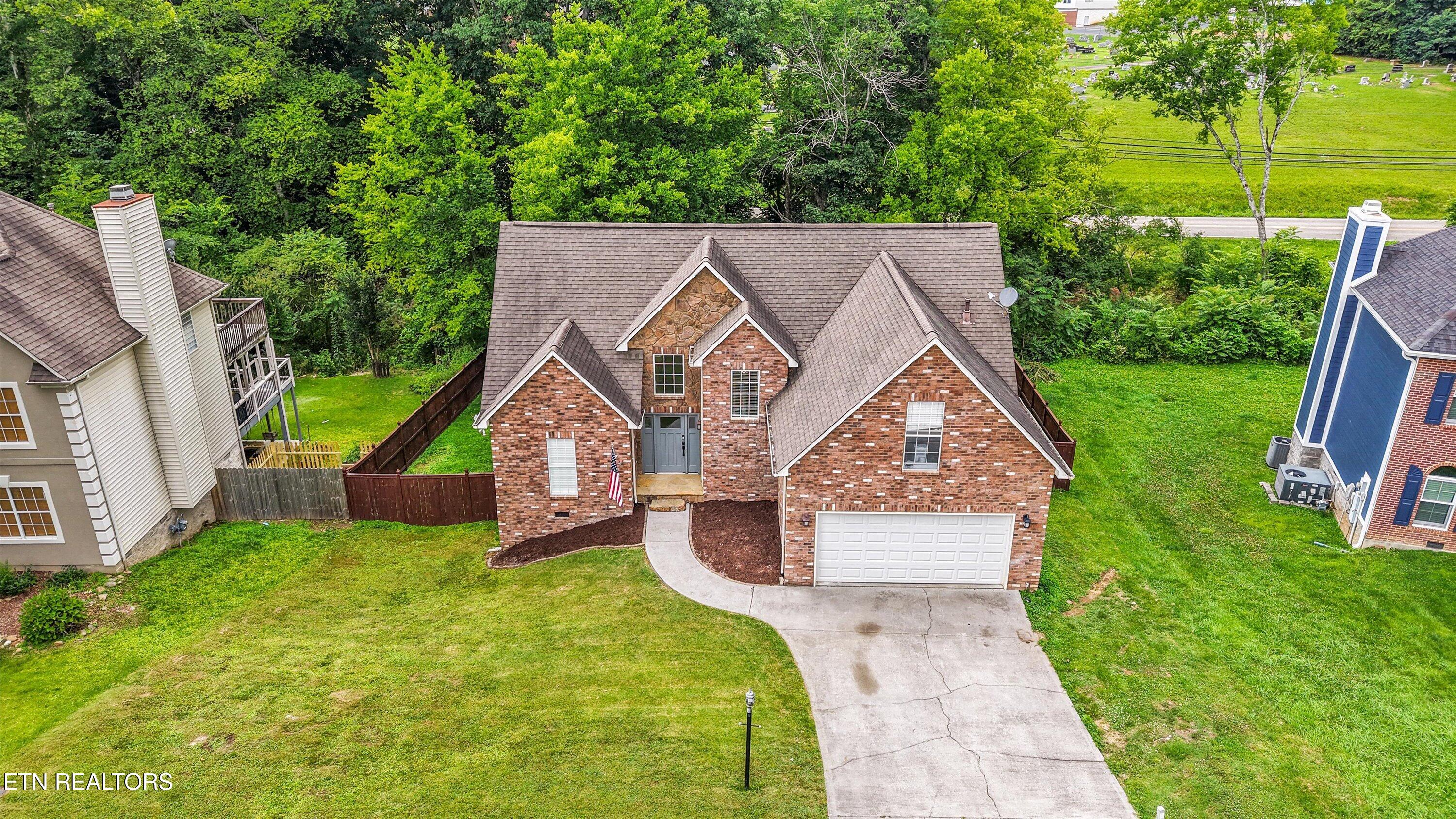 2145 Willow Creek Lane Knoxville TN 37909