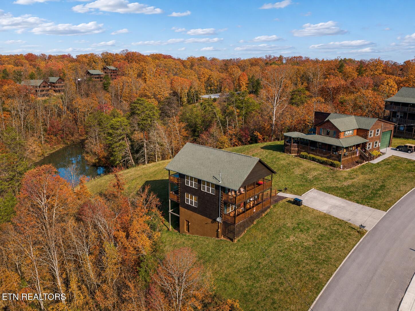 339 Oak Lake Drive Sevierville TN 37876