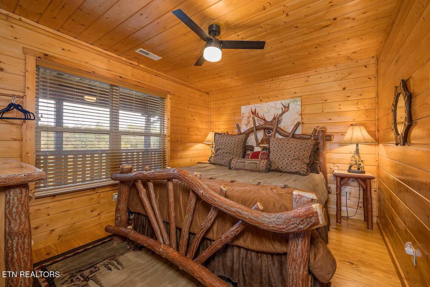 339 Oak Lake Drive Sevierville TN 37876