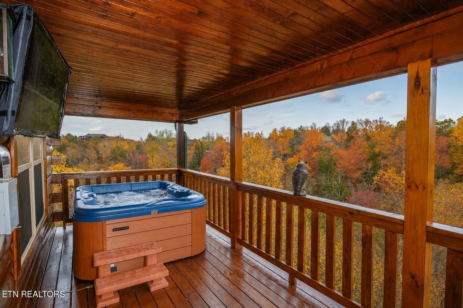 339 Oak Lake Drive Sevierville TN 37876