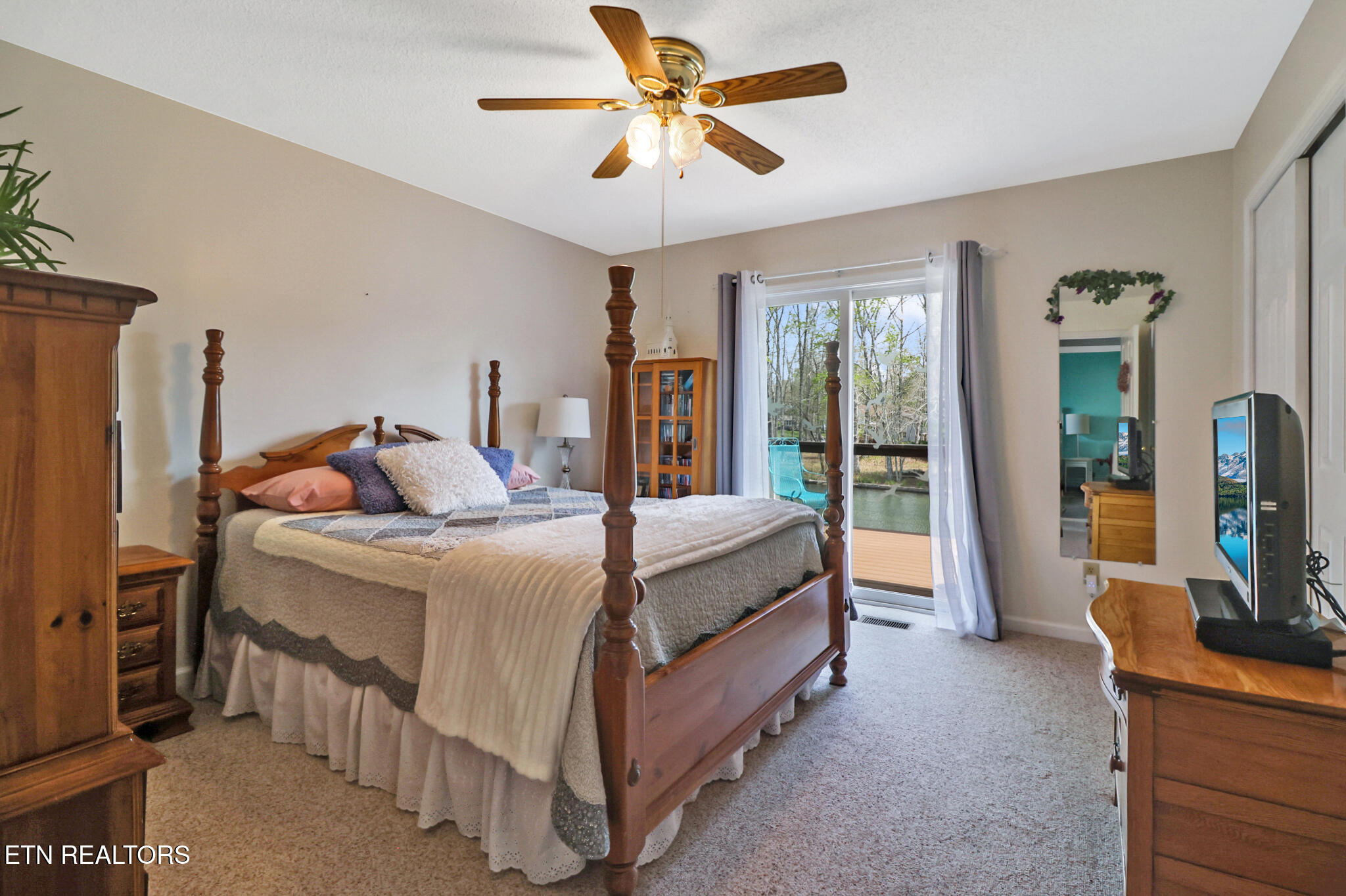 122 Peace Pipe Bend Crossville TN 38572