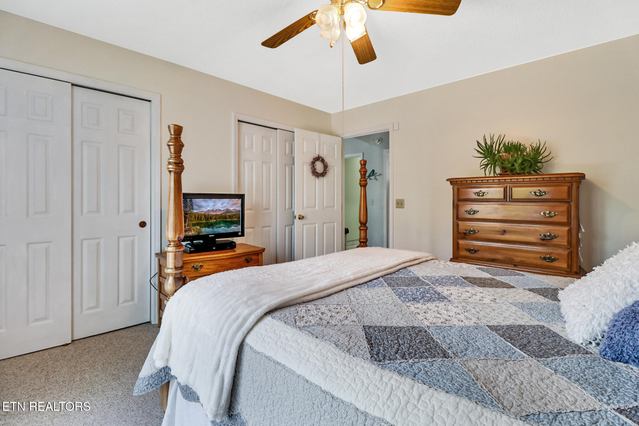 122 Peace Pipe Bend Crossville TN 38572