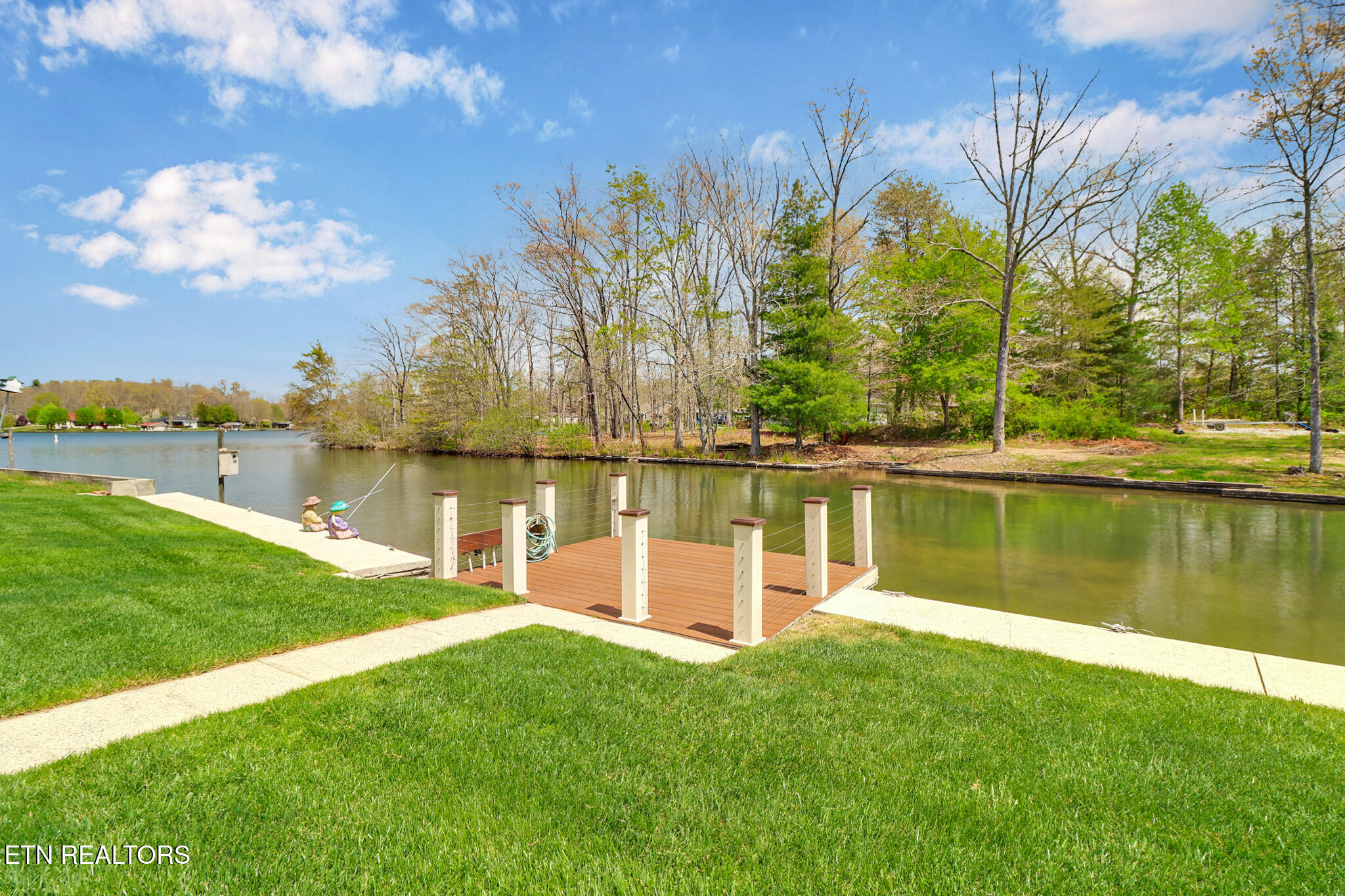 122 Peace Pipe Bend Crossville TN 38572