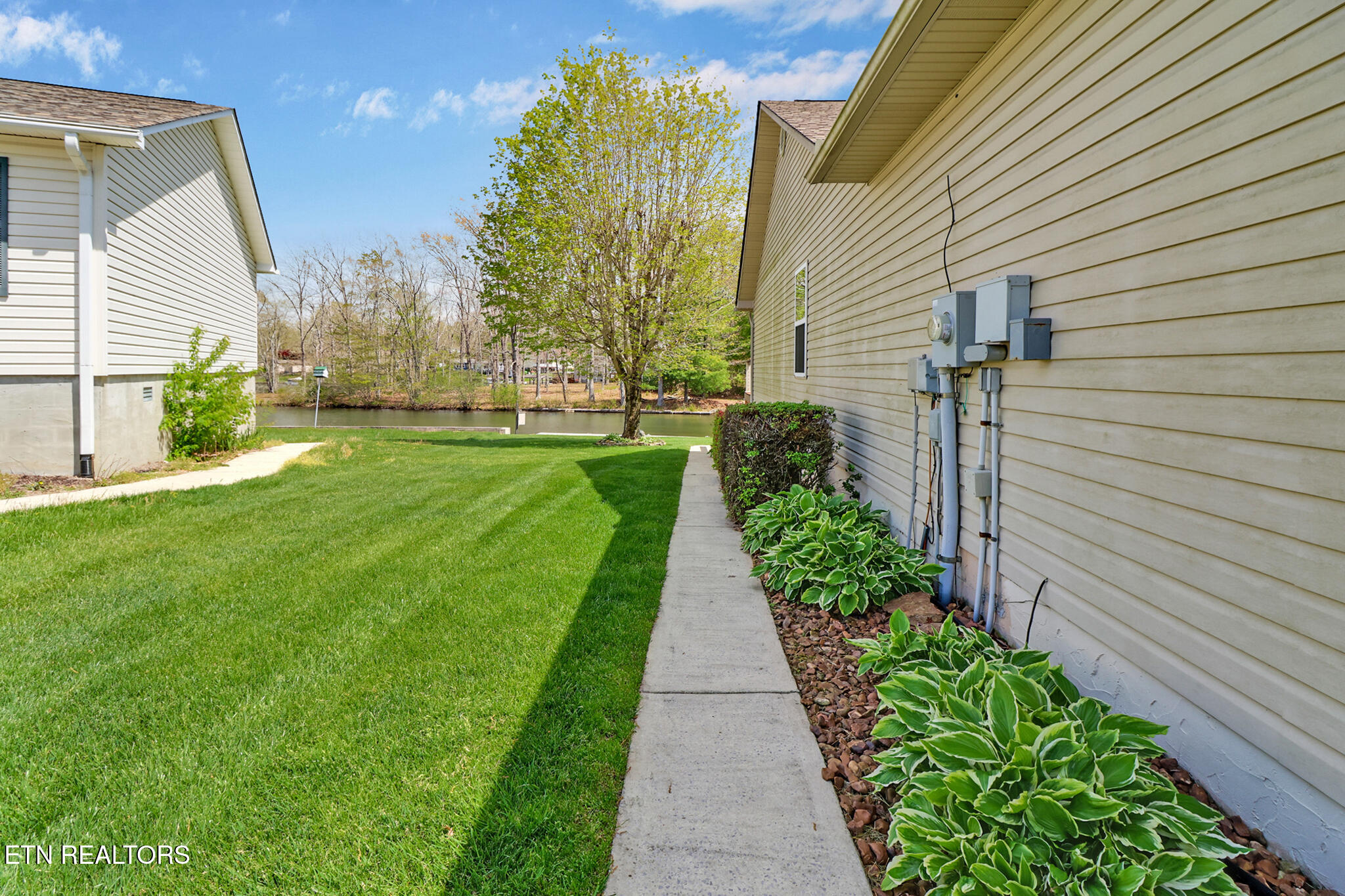 122 Peace Pipe Bend Crossville TN 38572