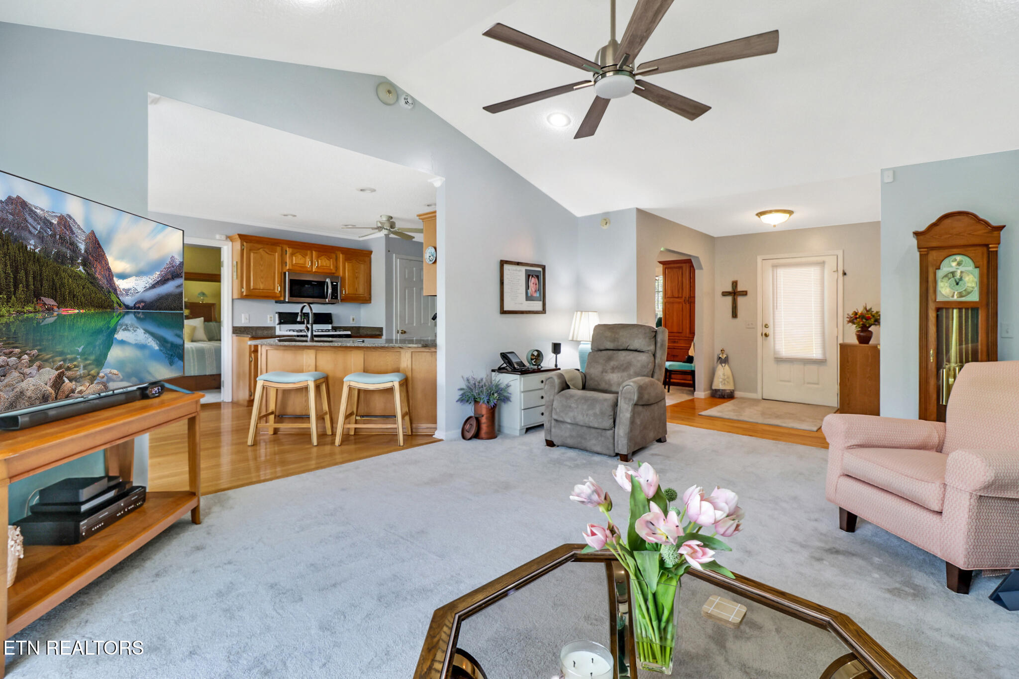 122 Peace Pipe Bend Crossville TN 38572