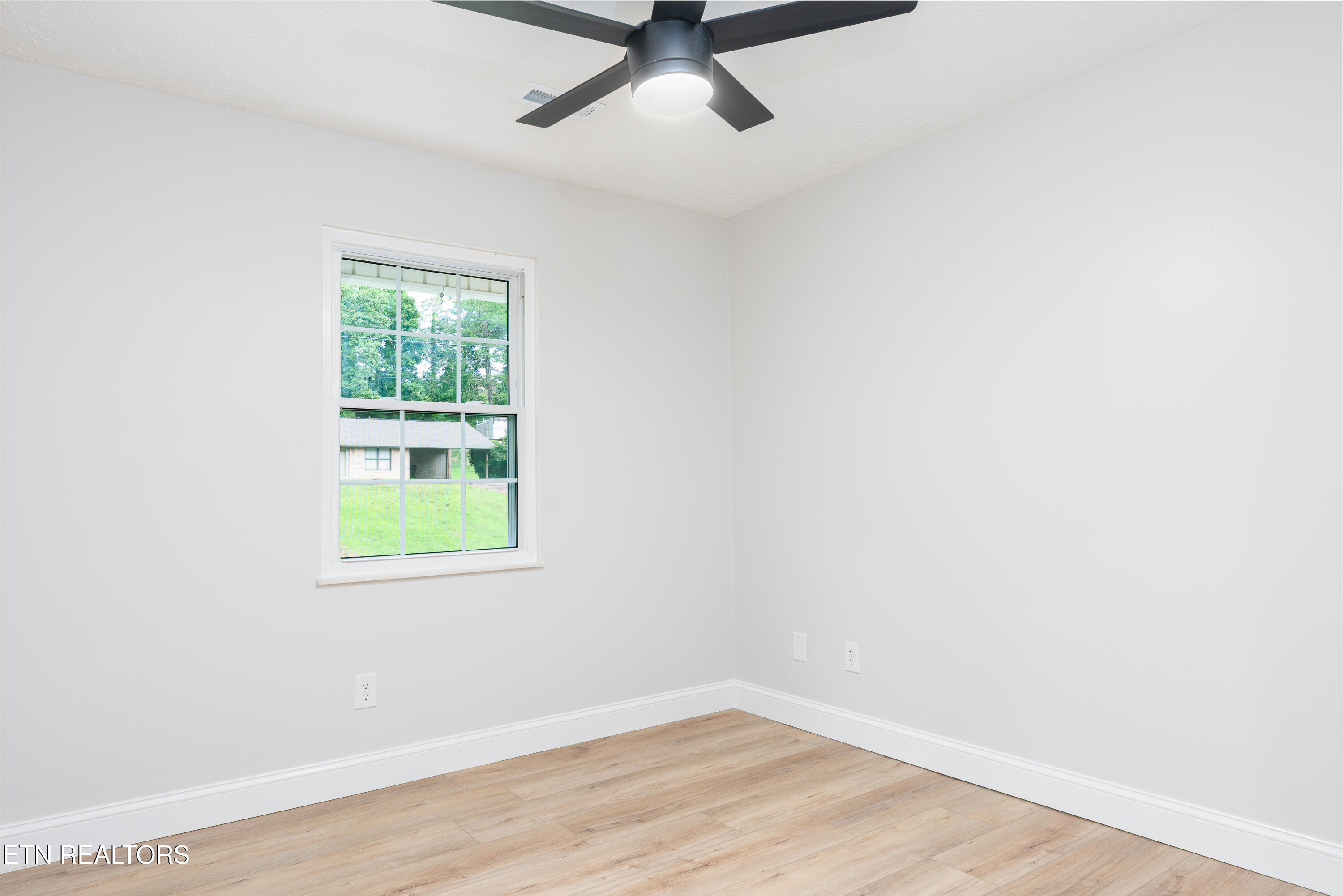 934 Beverly Hills Drive Sevierville TN 37862