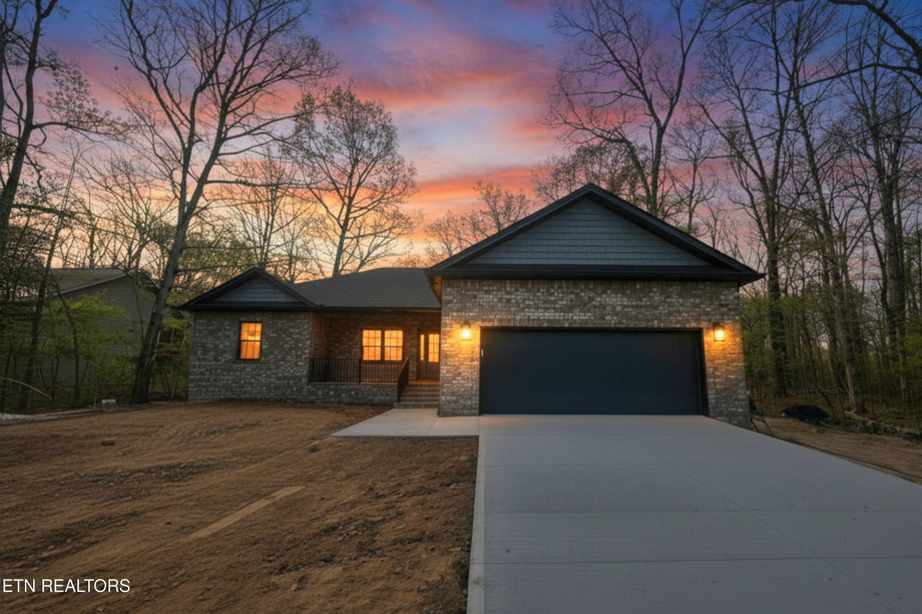 614 Apoka Lane Crossville TN 38572