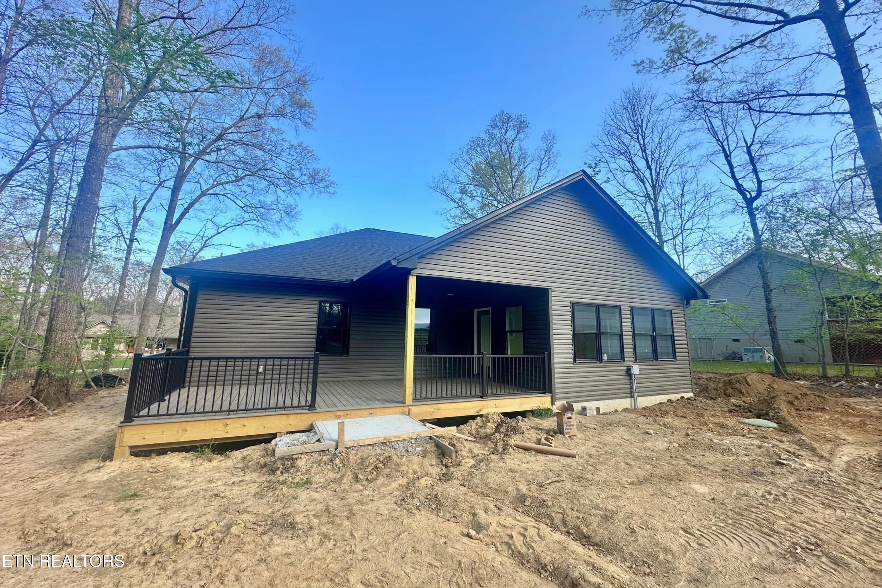 614 Apoka Lane Crossville TN 38572