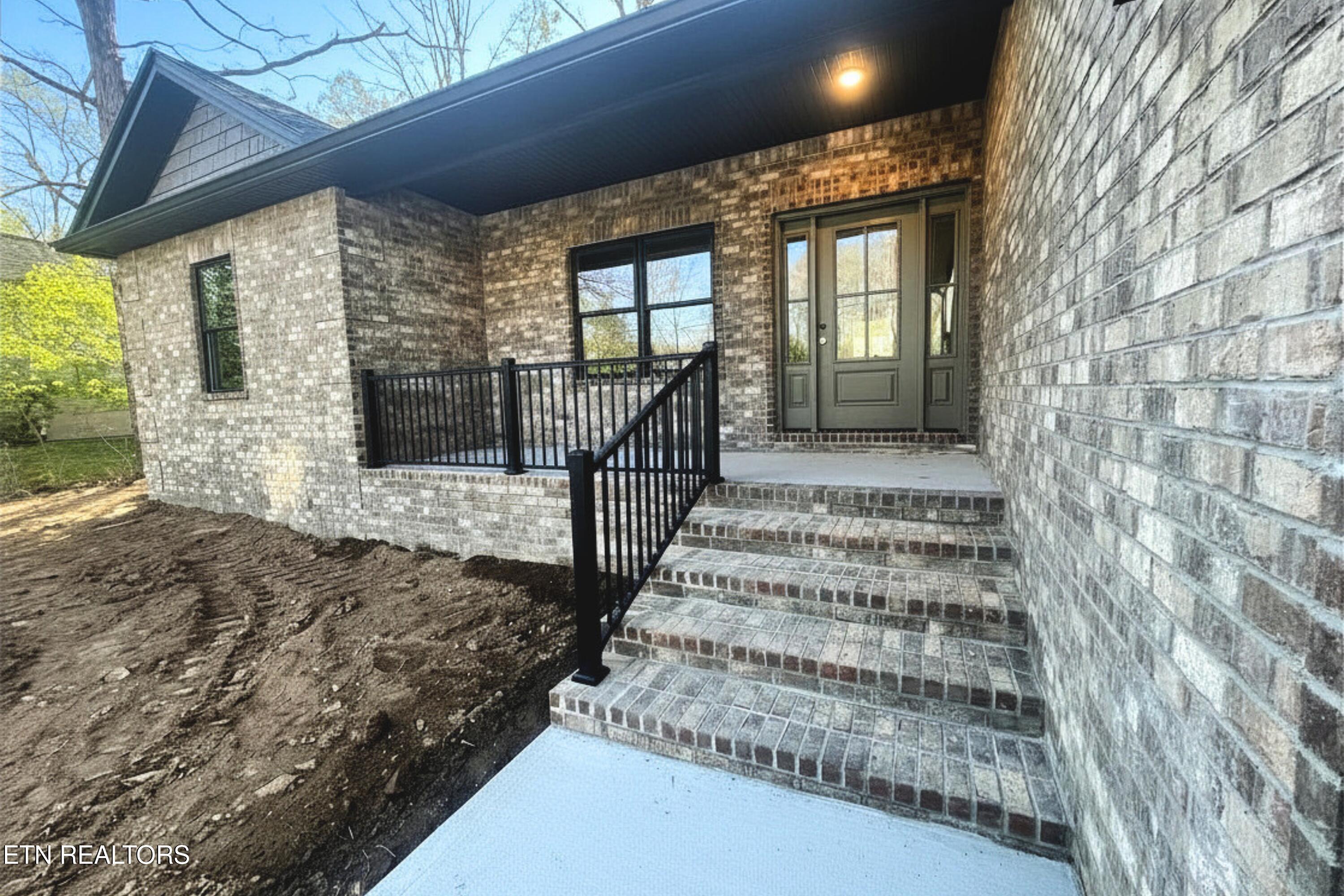 614 Apoka Lane Crossville TN 38572