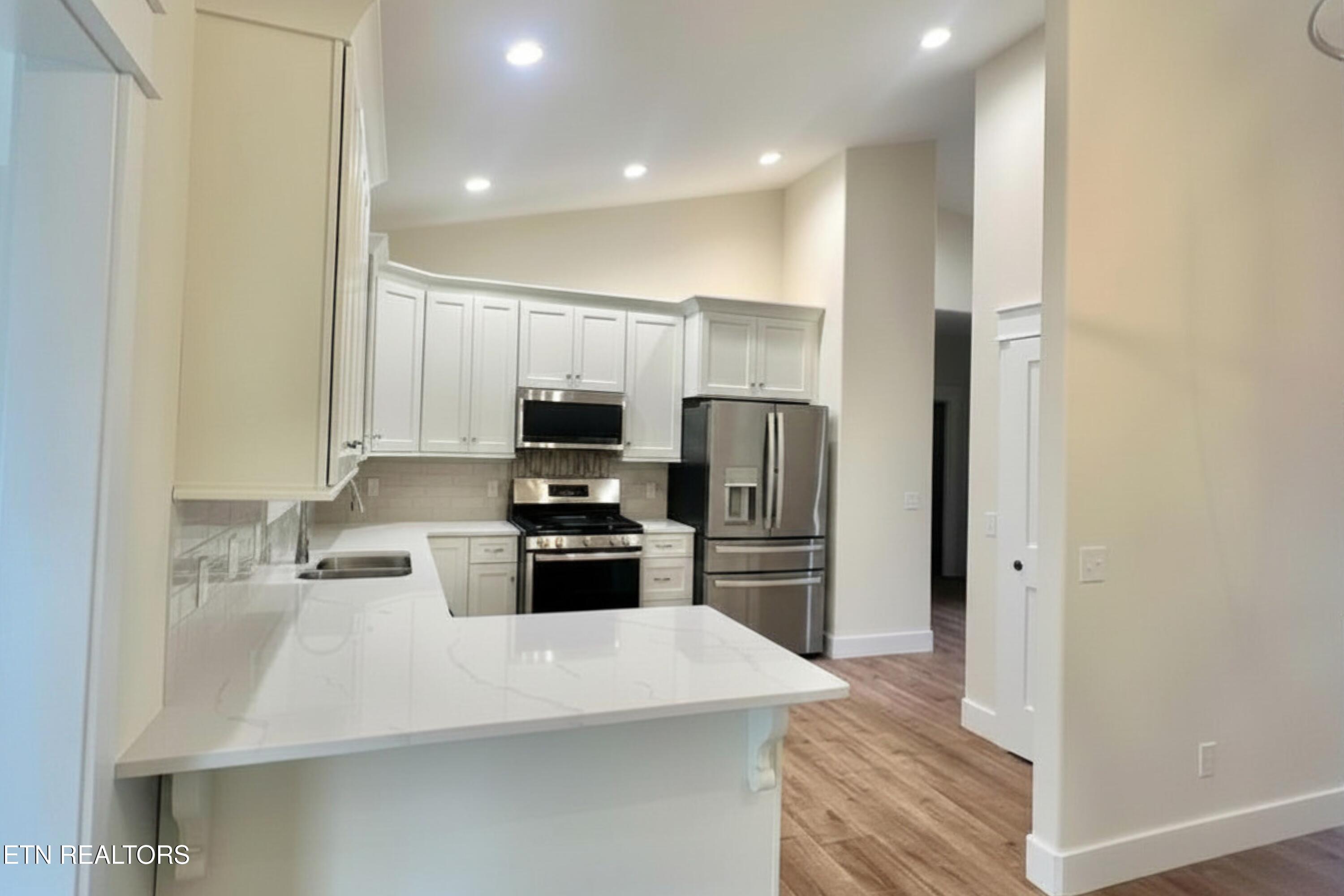 614 Apoka Lane Crossville TN 38572