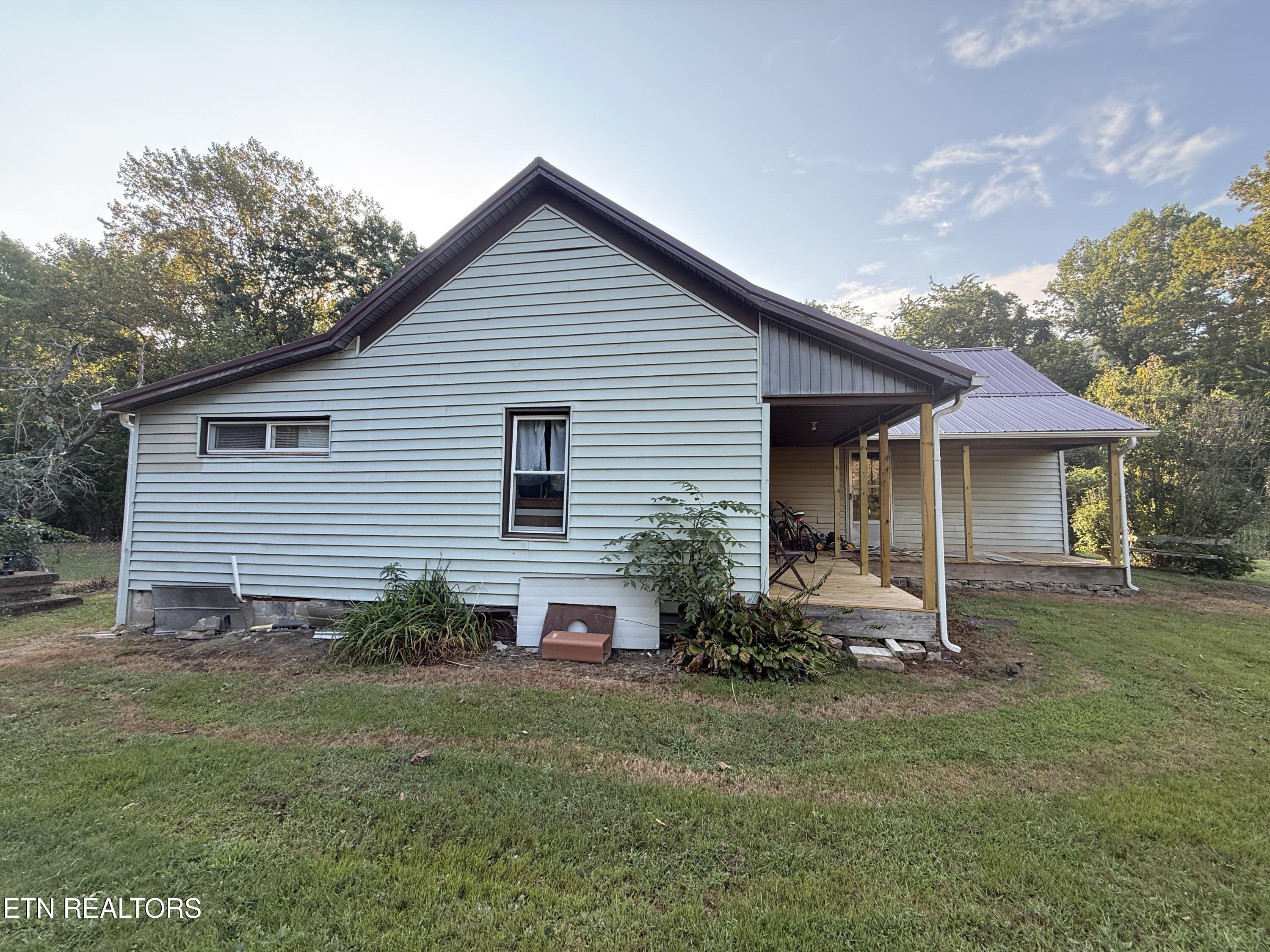 835 Vowell Mountain Lane Rocky Top TN 37769