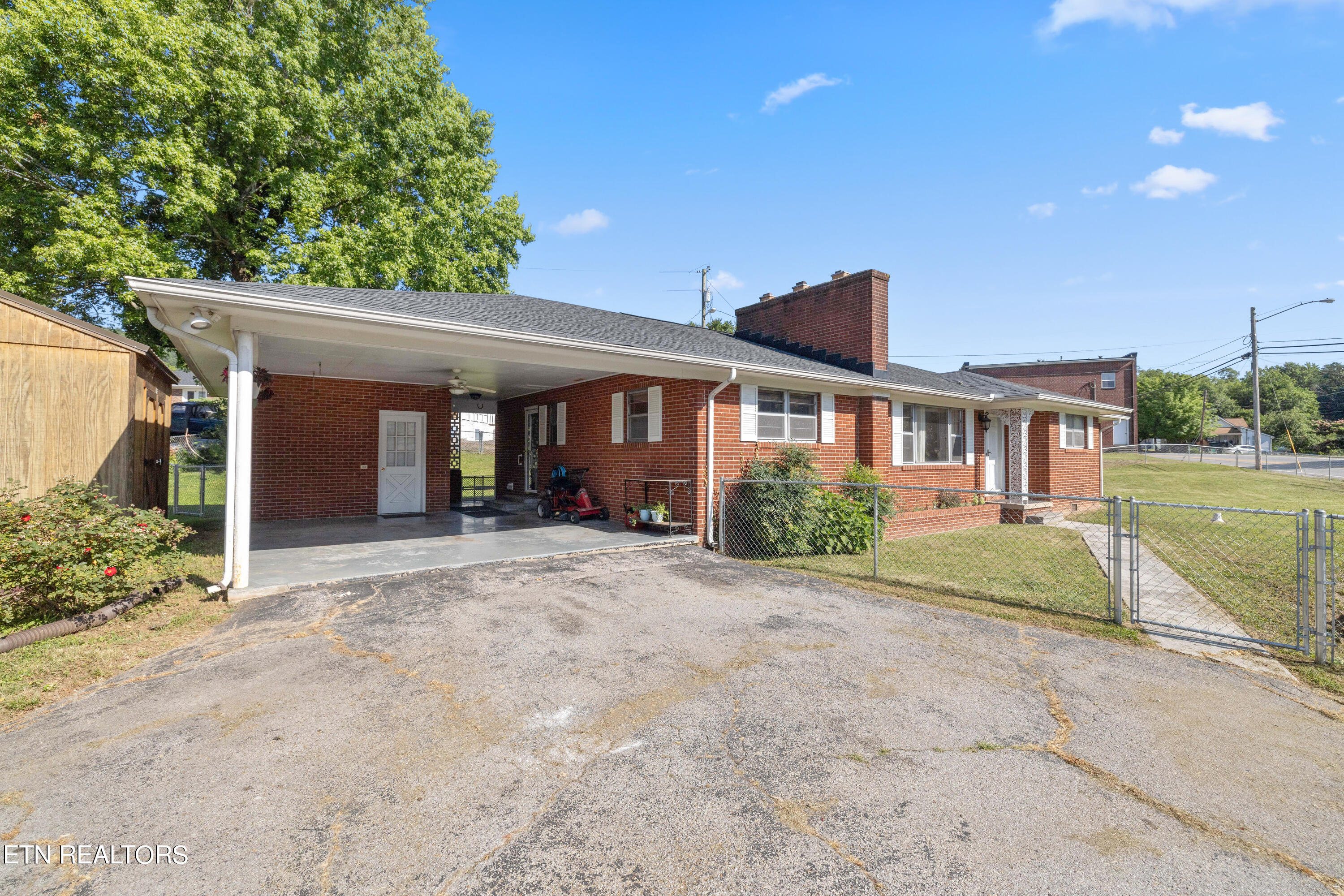 215 Meadow Street Rocky Top TN 37769