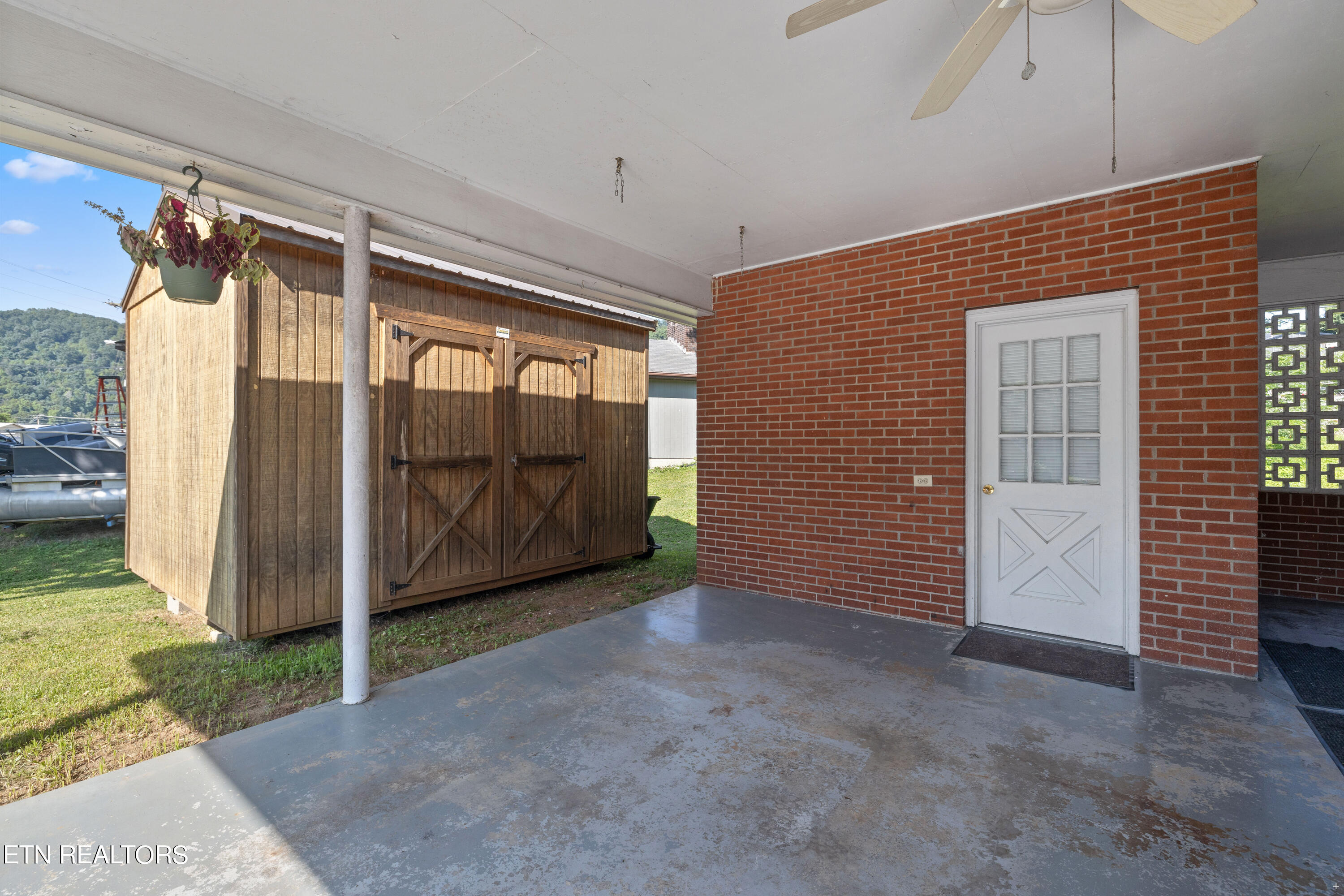 215 Meadow Street Rocky Top TN 37769