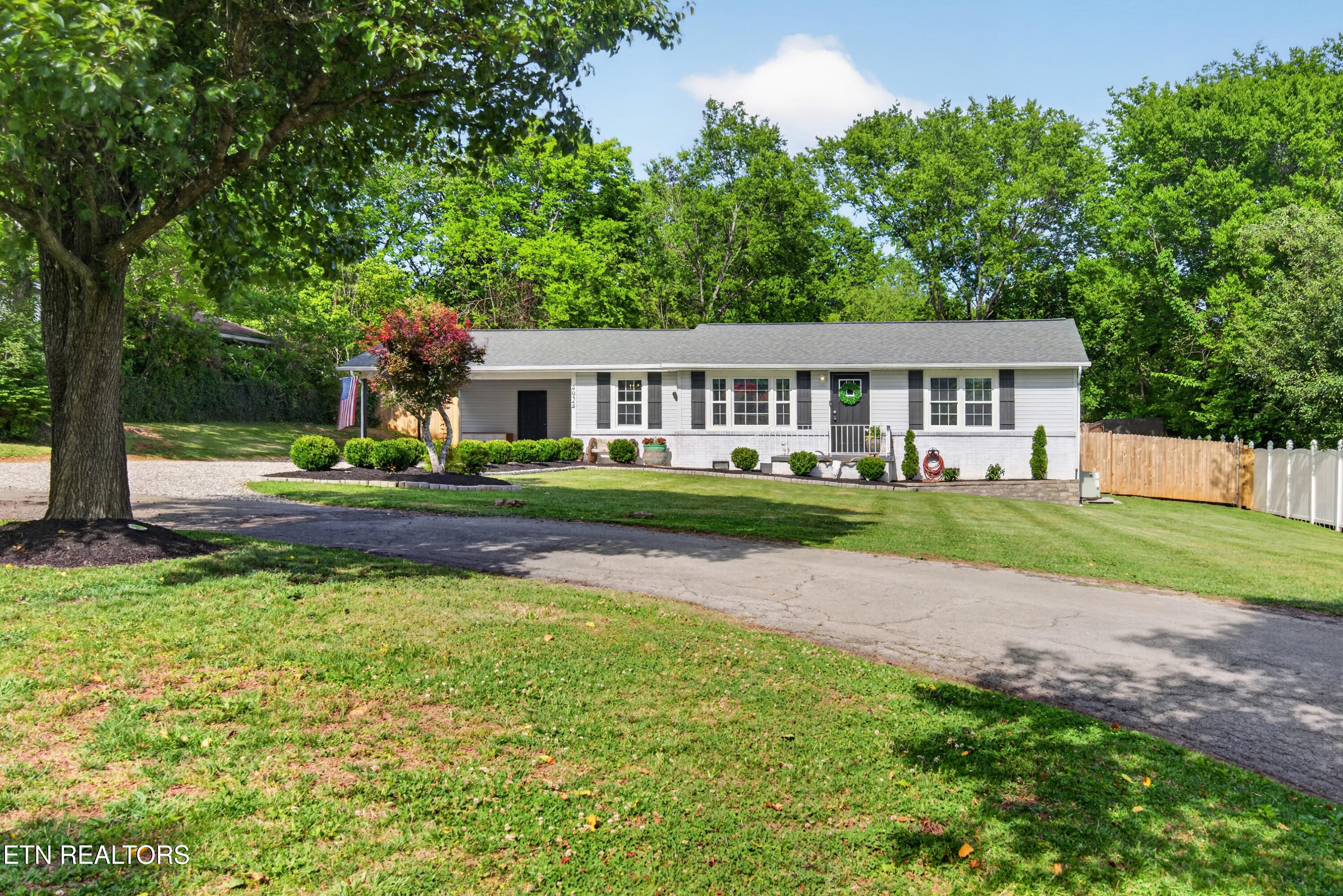 4924 Moreland Heights School Lane Knoxville TN 37920