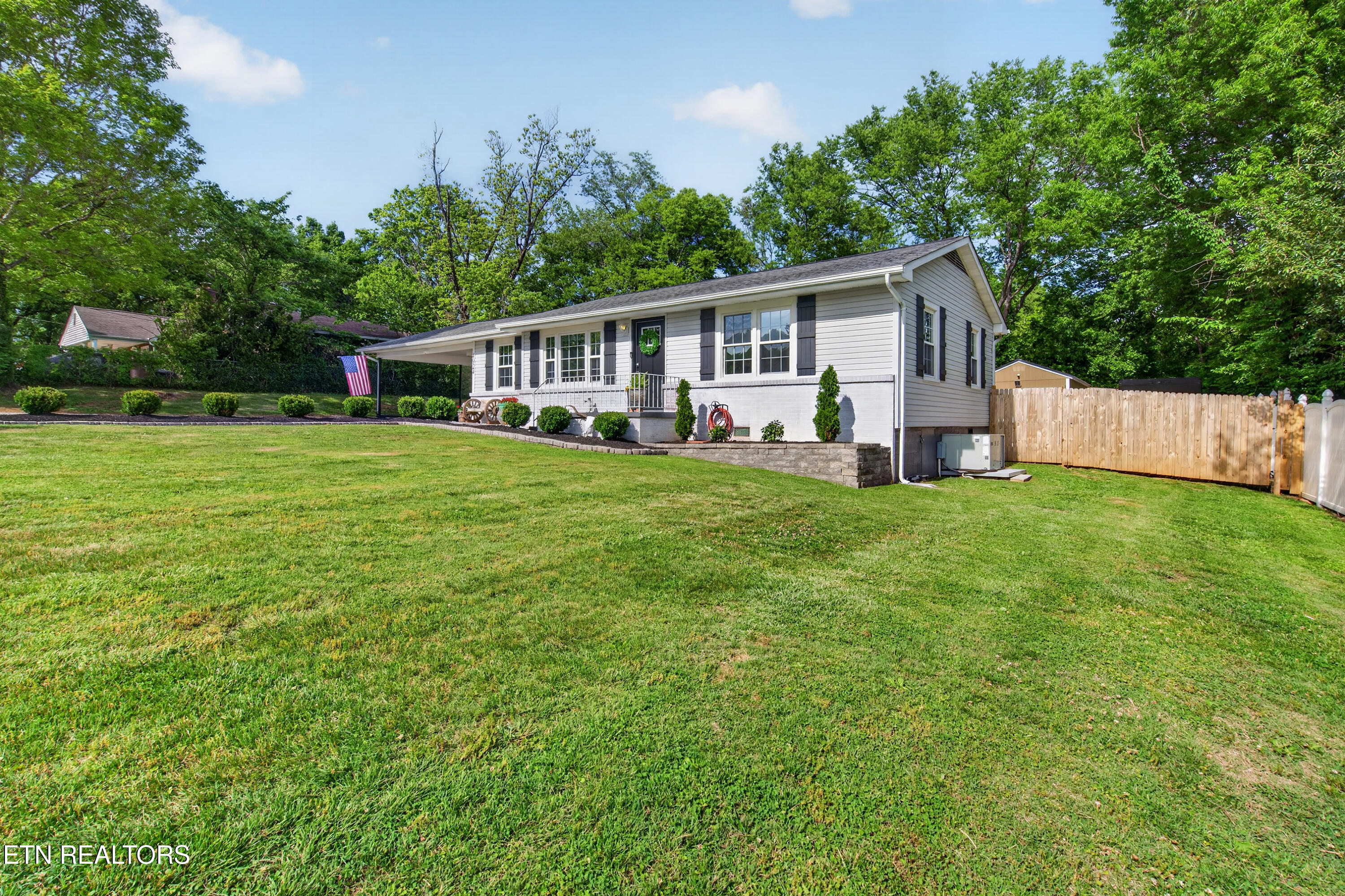 4924 Moreland Heights School Lane Knoxville TN 37920