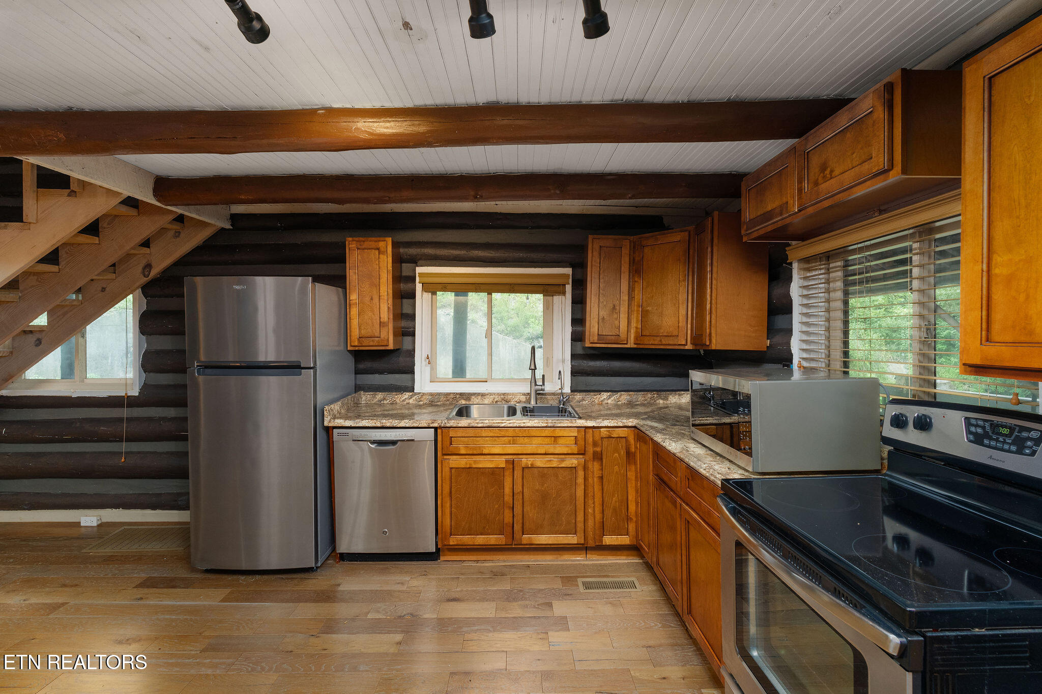 2171 Wears Valley Road Sevierville TN 37862