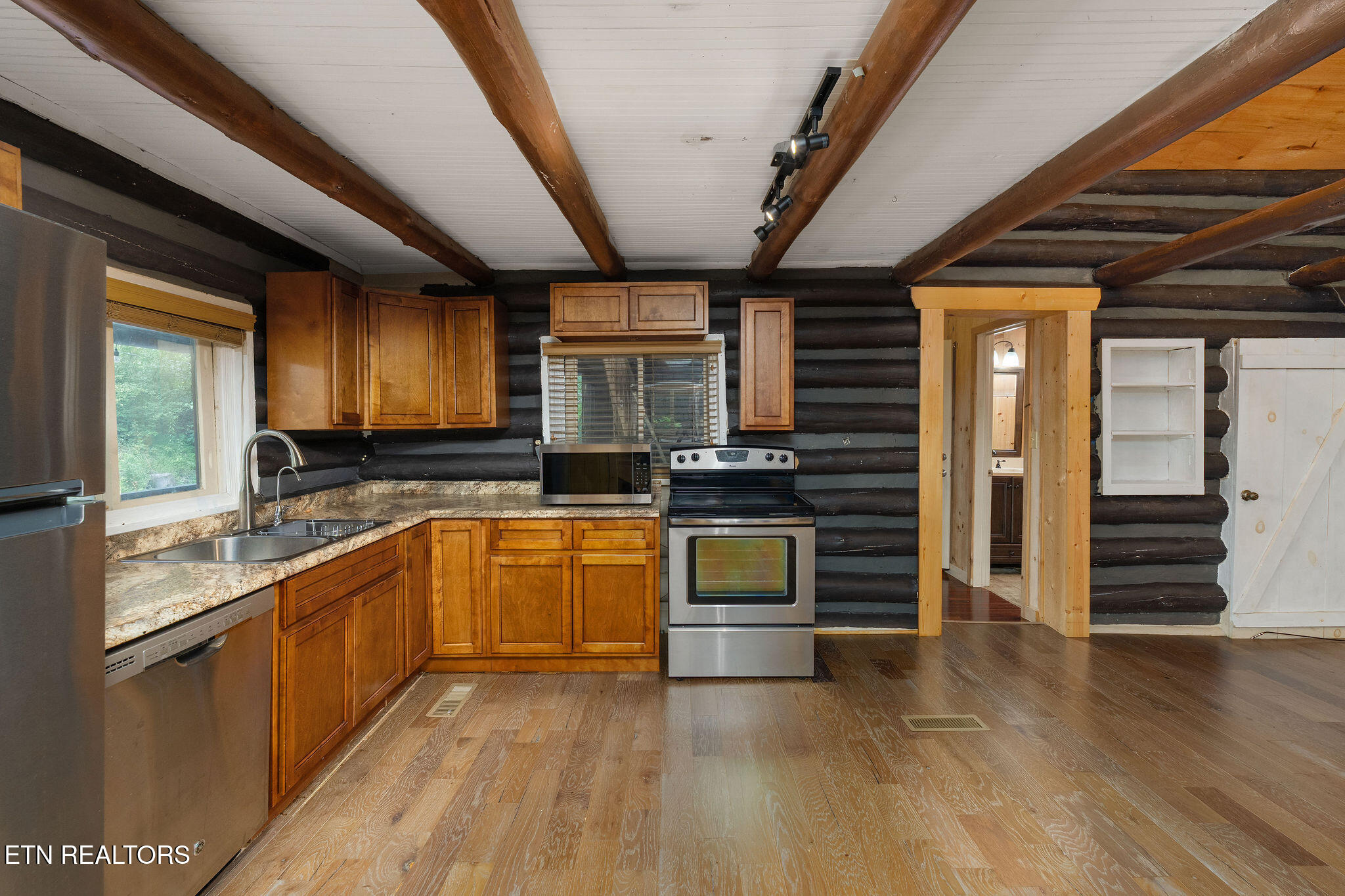2171 Wears Valley Road Sevierville TN 37862