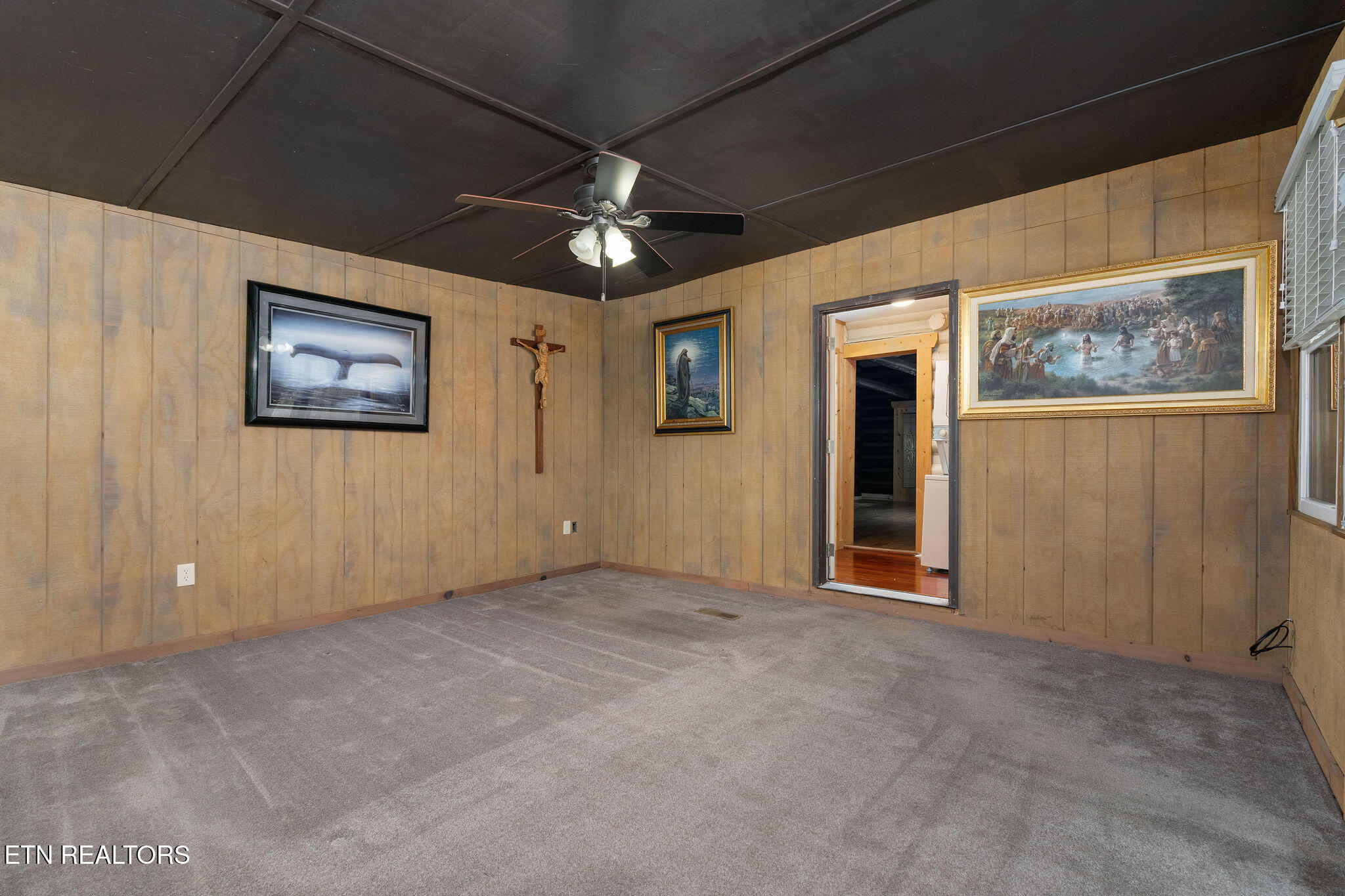 2171 Wears Valley Road Sevierville TN 37862