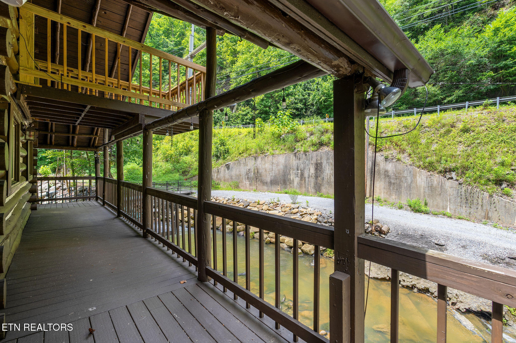 2171 Wears Valley Road Sevierville TN 37862