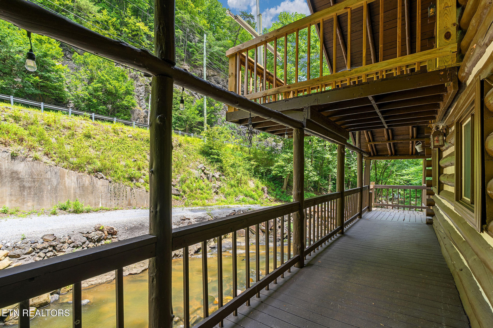 2171 Wears Valley Road Sevierville TN 37862
