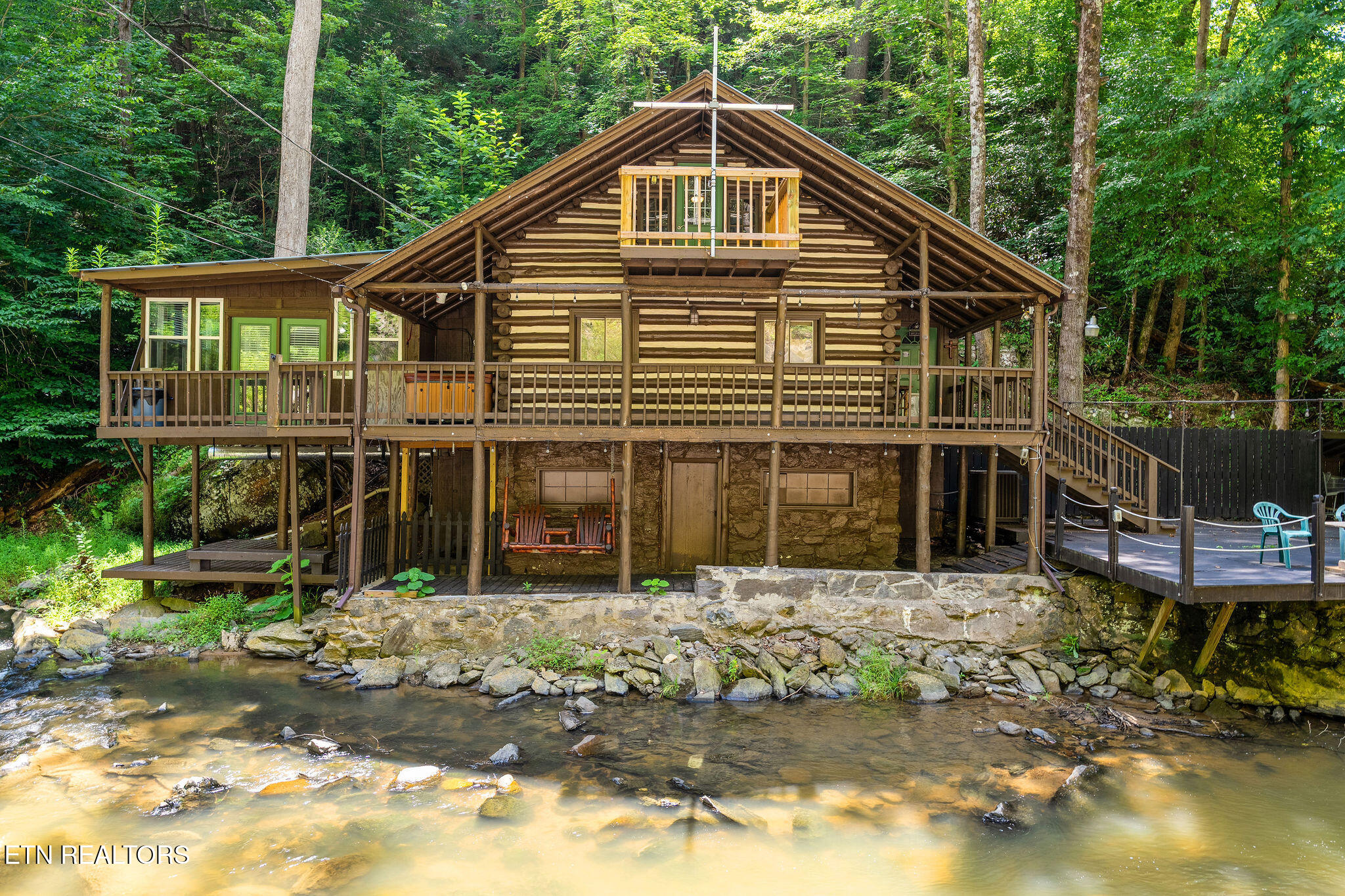 2171 Wears Valley Road Sevierville TN 37862