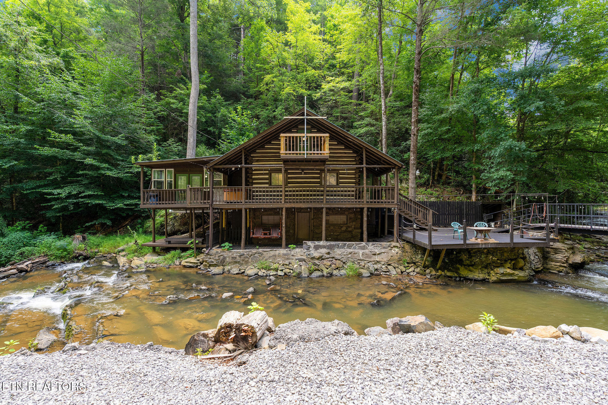 2171 Wears Valley Road Sevierville TN 37862