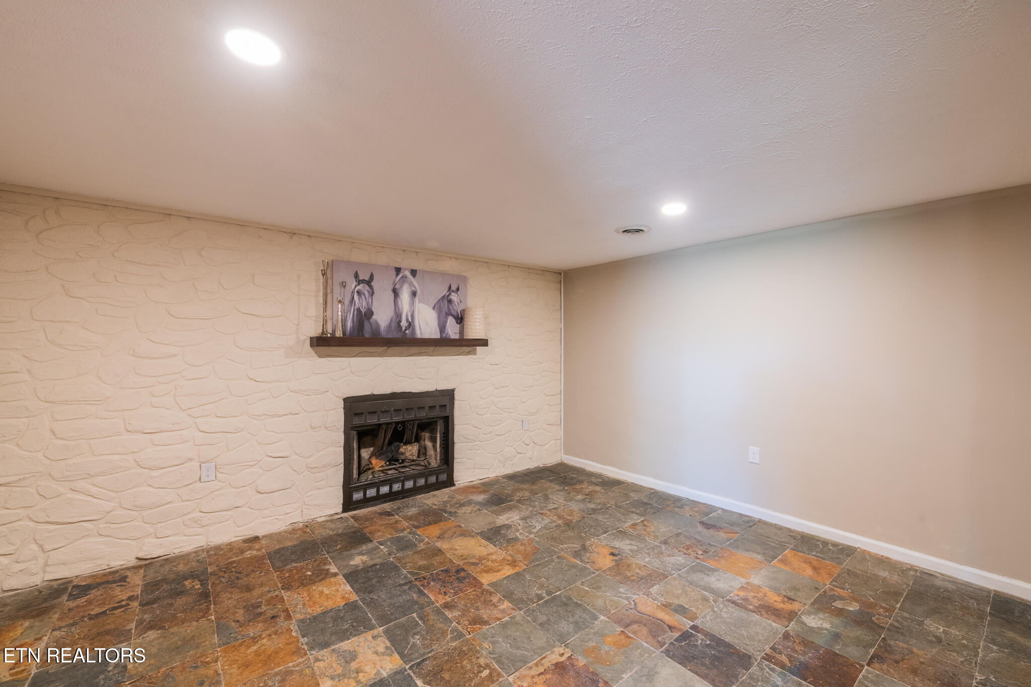 426 Willow Tree Lane Morristown TN 37814