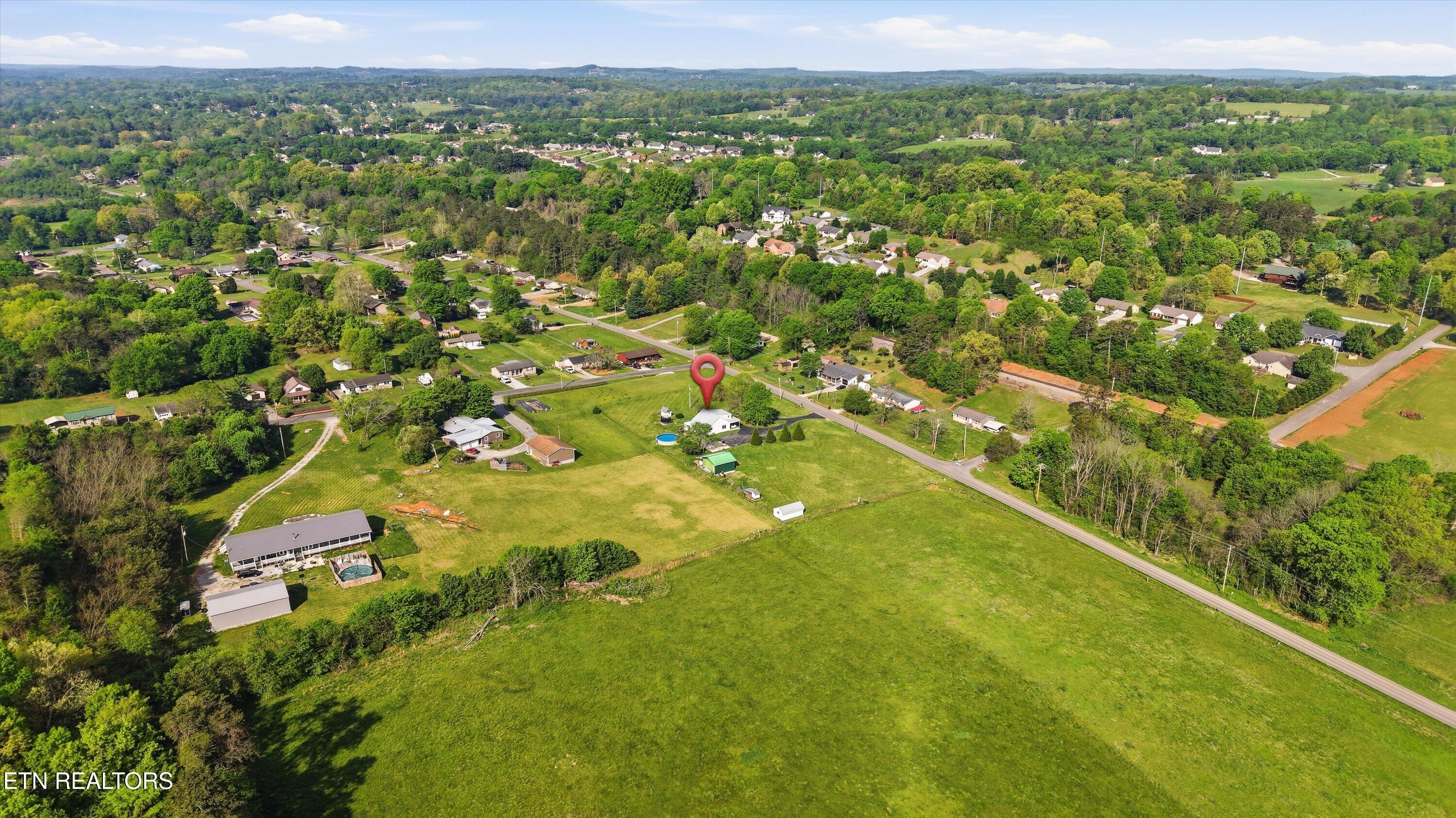 21036 Martel Road Lenoir City TN 37772