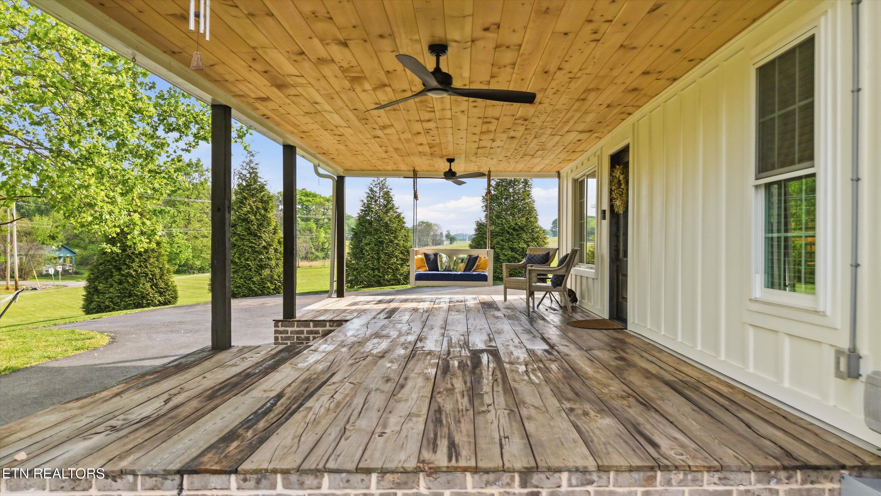 21036 Martel Road Lenoir City TN 37772