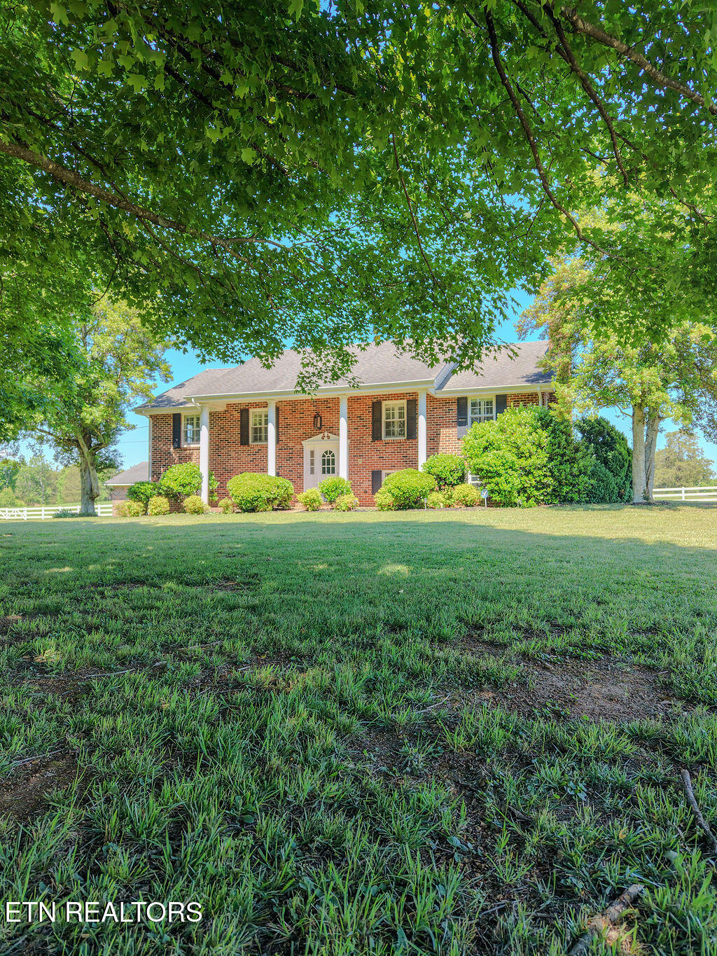 504 N Niota Road Englewood TN 37329