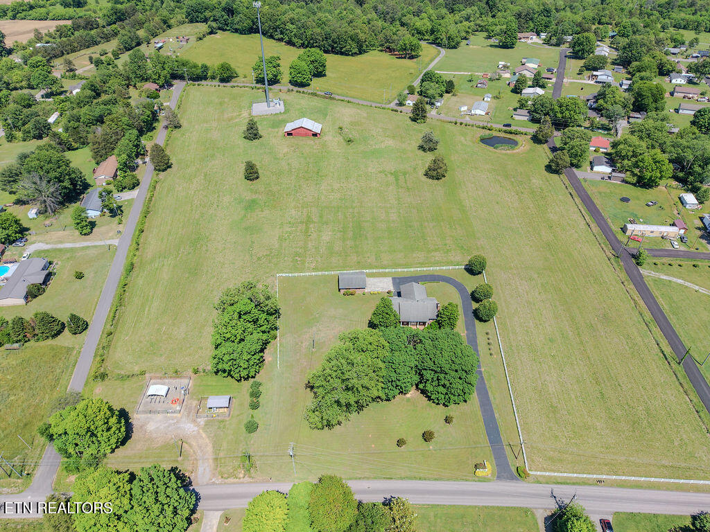 504 N Niota Road Englewood TN 37329