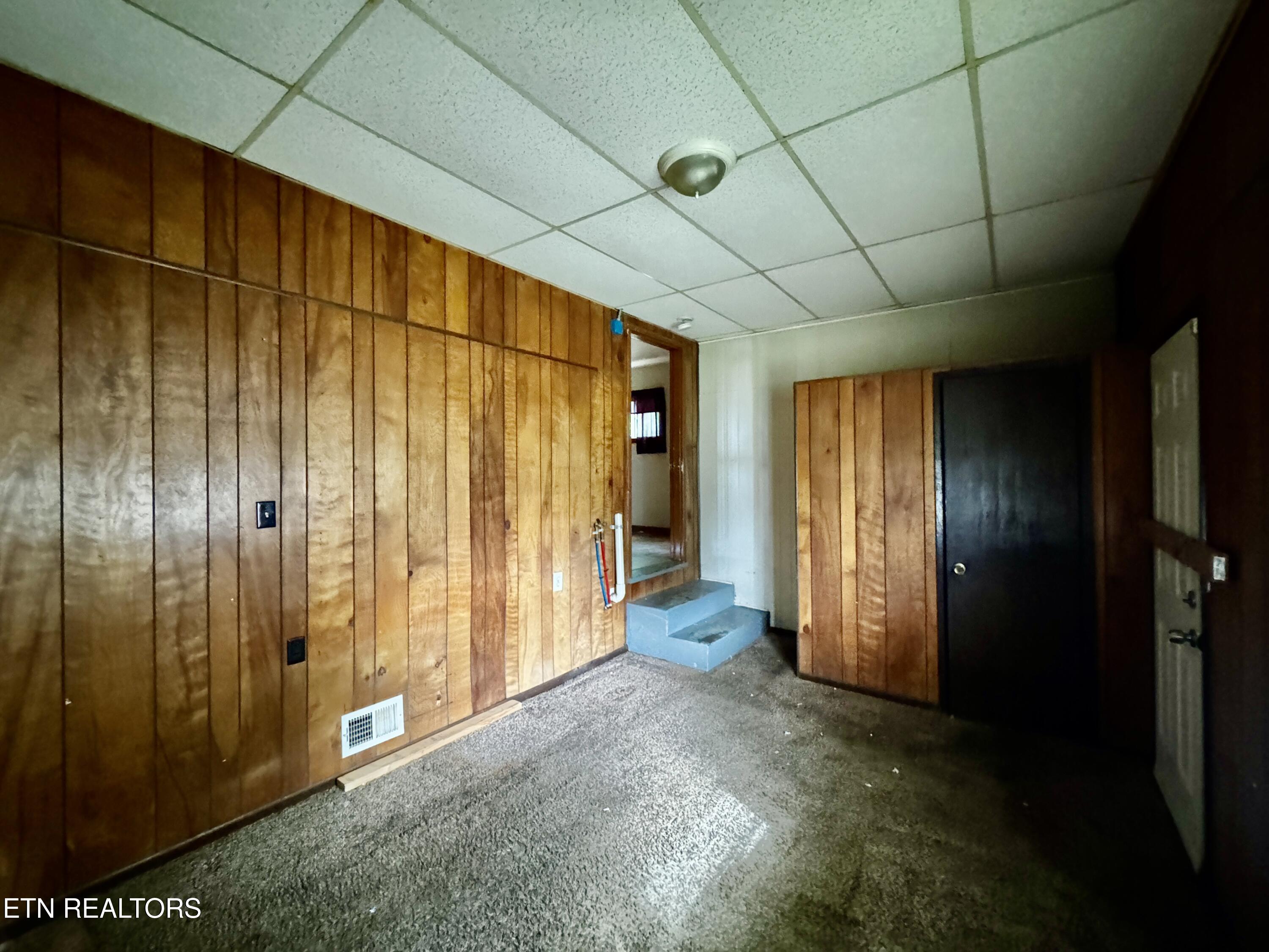 2627 Cecil Avenue Knoxville TN 37917
