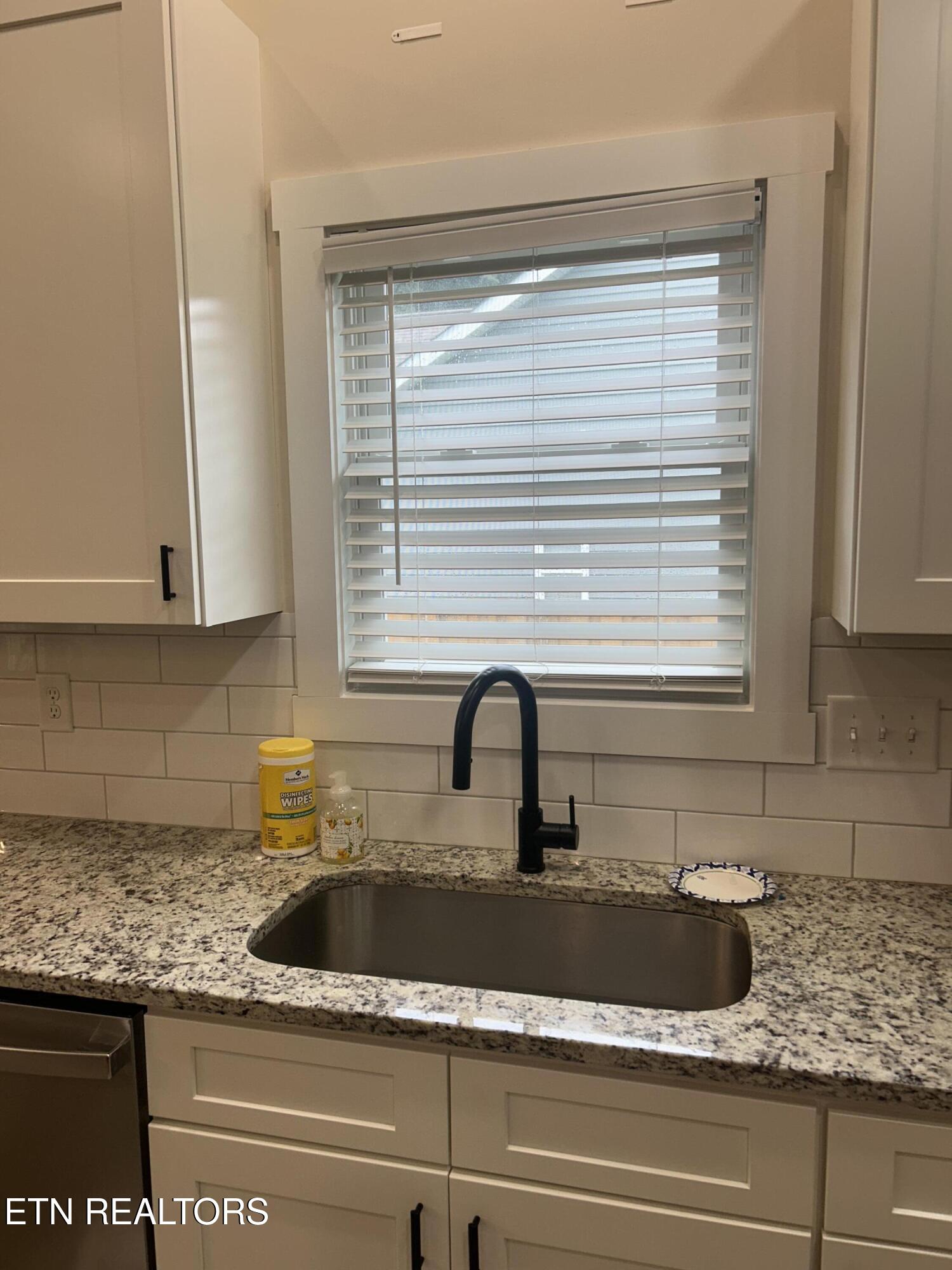 762 Hillvale Road Andersonville TN 37705