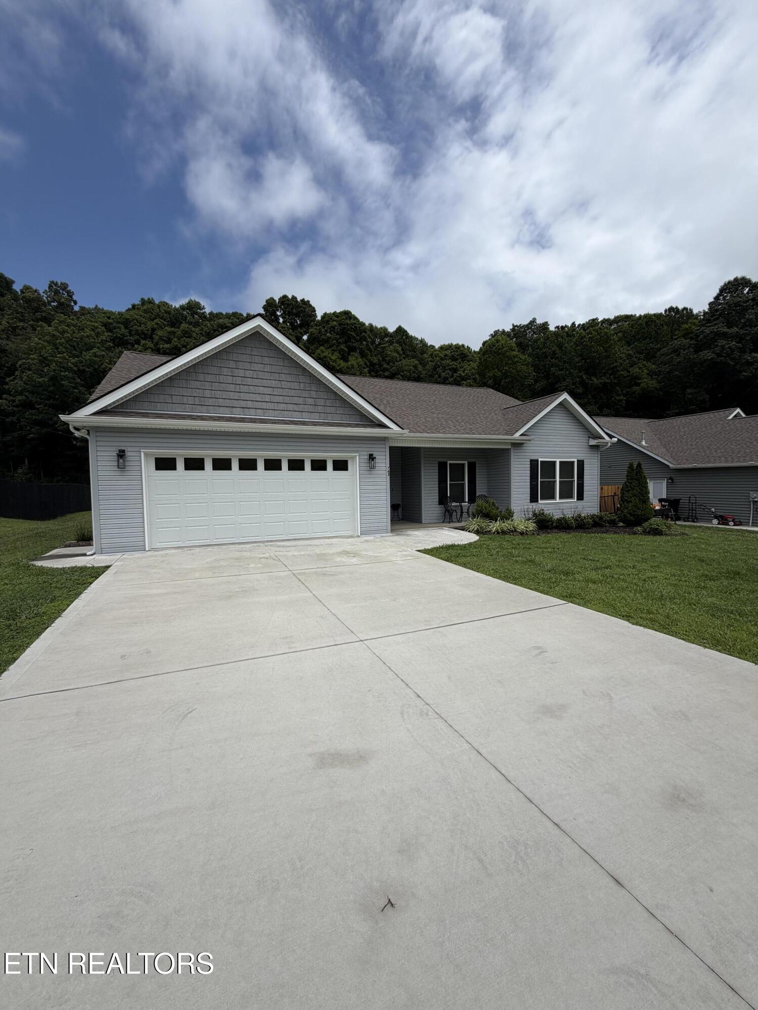 762 Hillvale Road Andersonville TN 37705