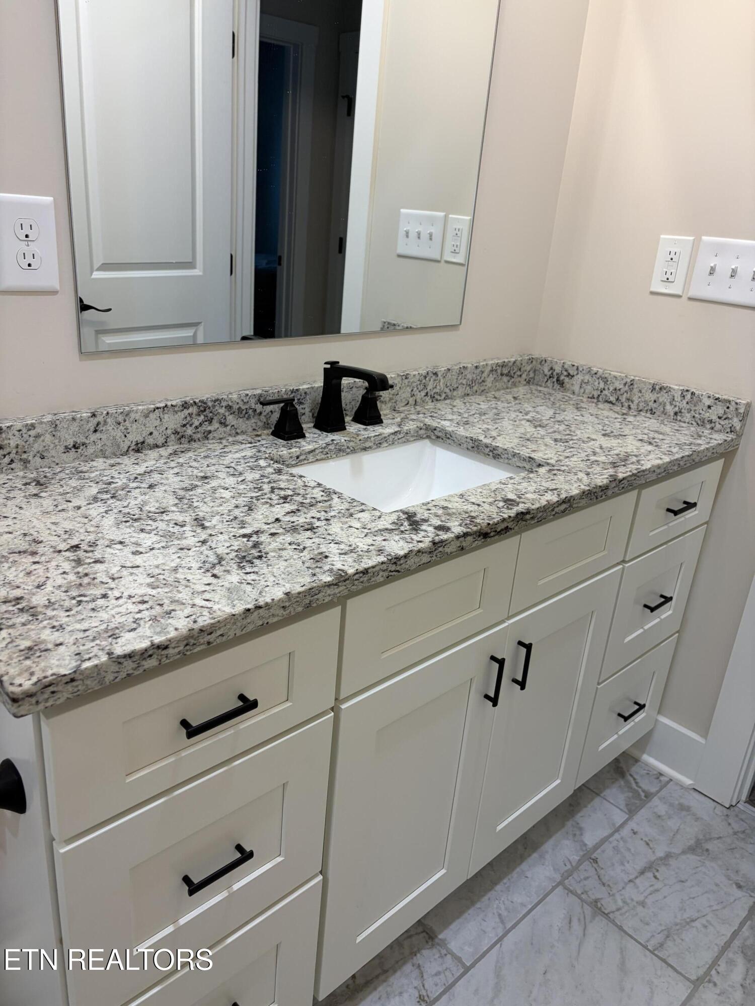 762 Hillvale Road Andersonville TN 37705