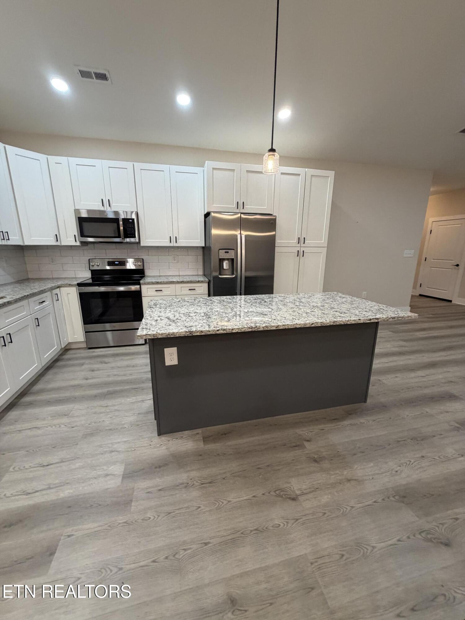 762 Hillvale Road Andersonville TN 37705