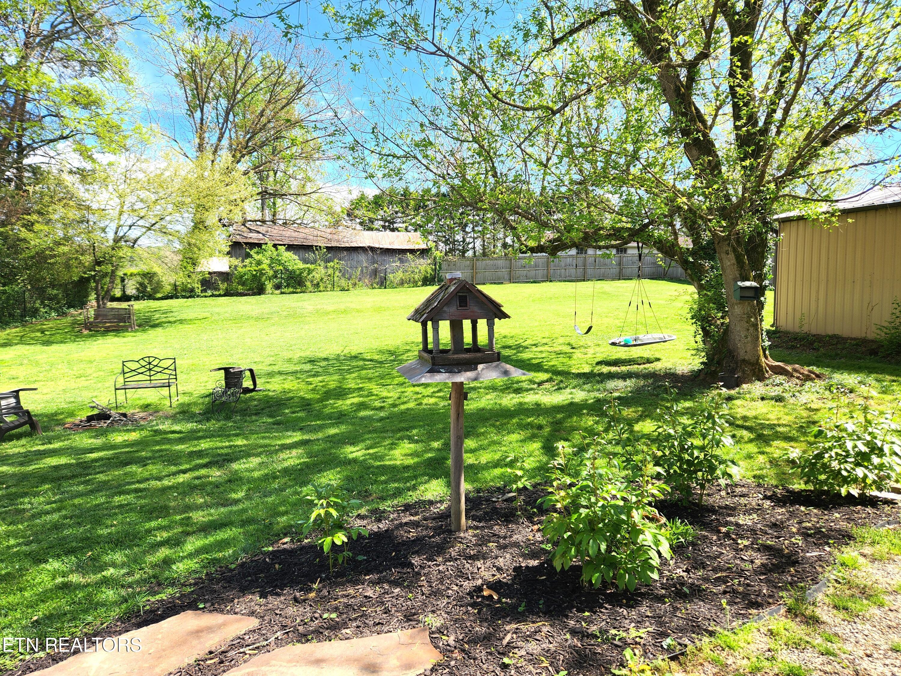 3082 Little Dug Gap Road Louisville TN 37777