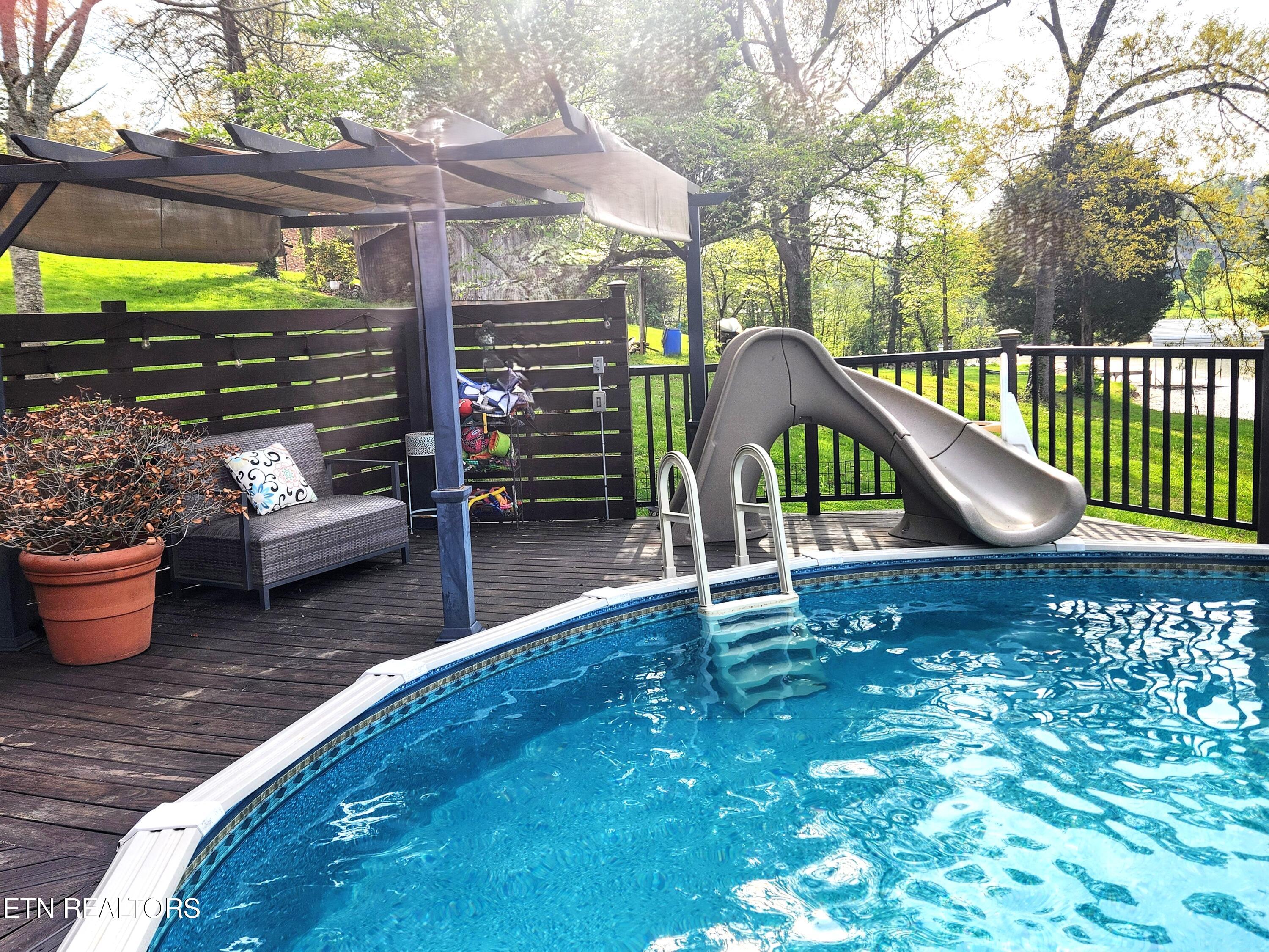 3082 Little Dug Gap Road Louisville TN 37777