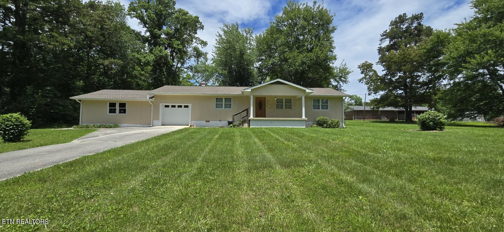 196 Shady Lane Oneida TN 37841