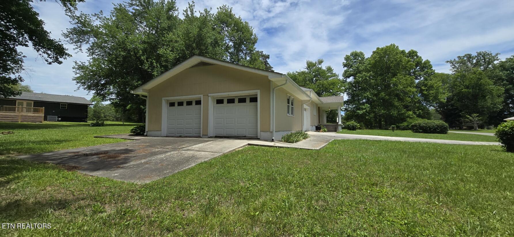196 Shady Lane Oneida TN 37841