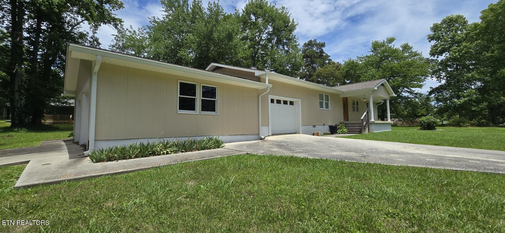 196 Shady Lane Oneida TN 37841