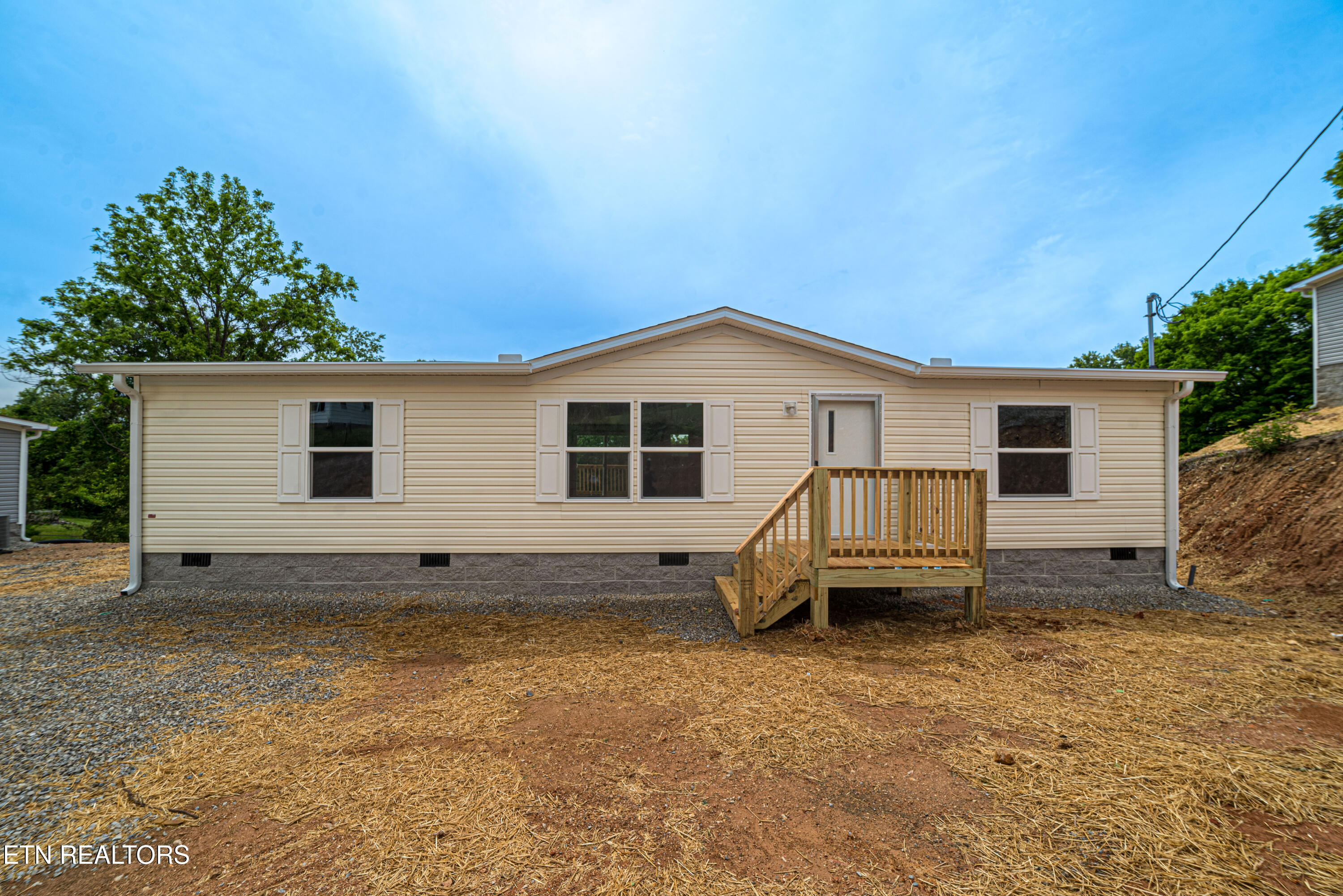 206 Hillside Drive Lafollette TN 37766