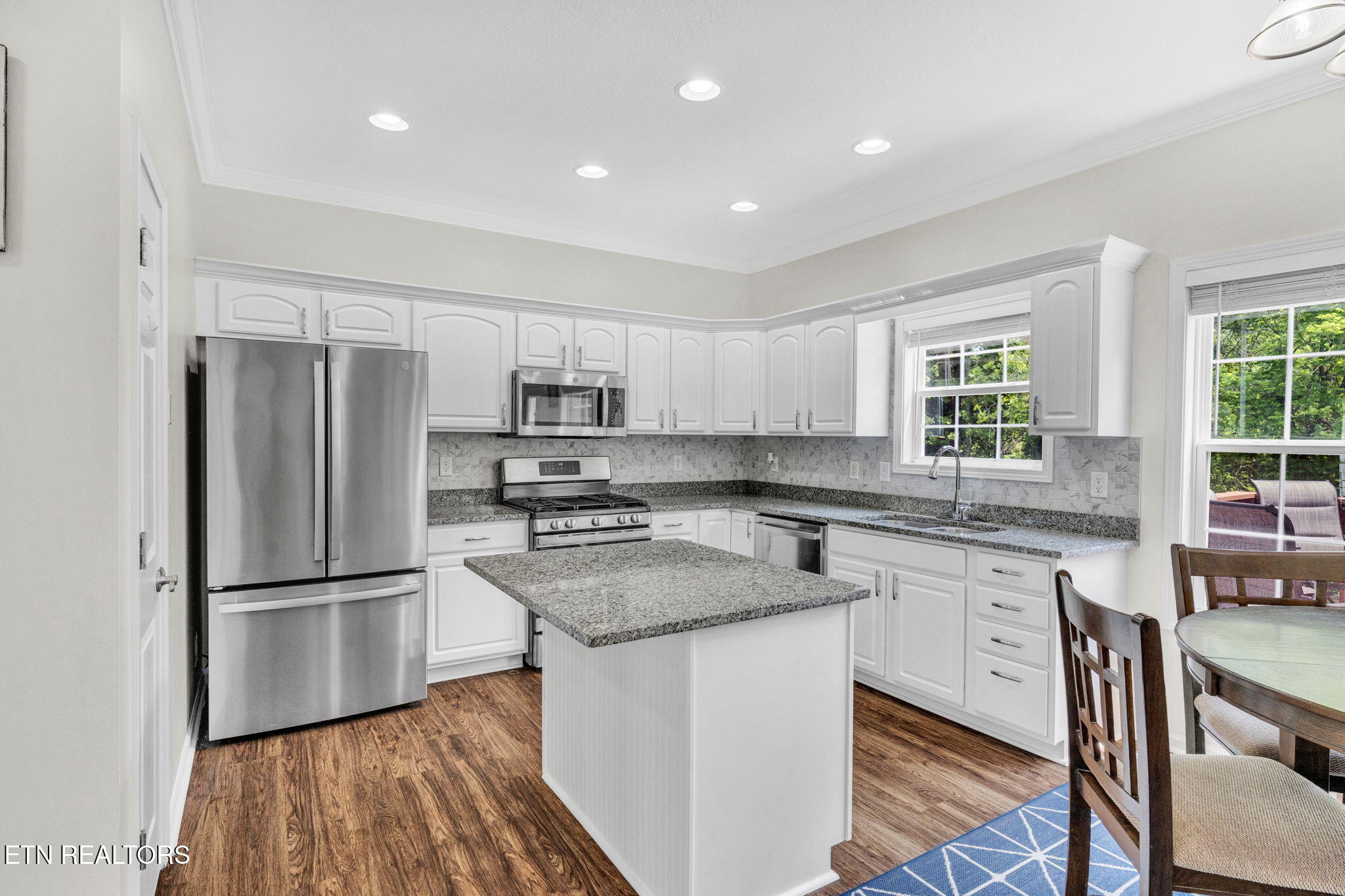 4512 Everwood Oak Lane Knoxville TN 37918