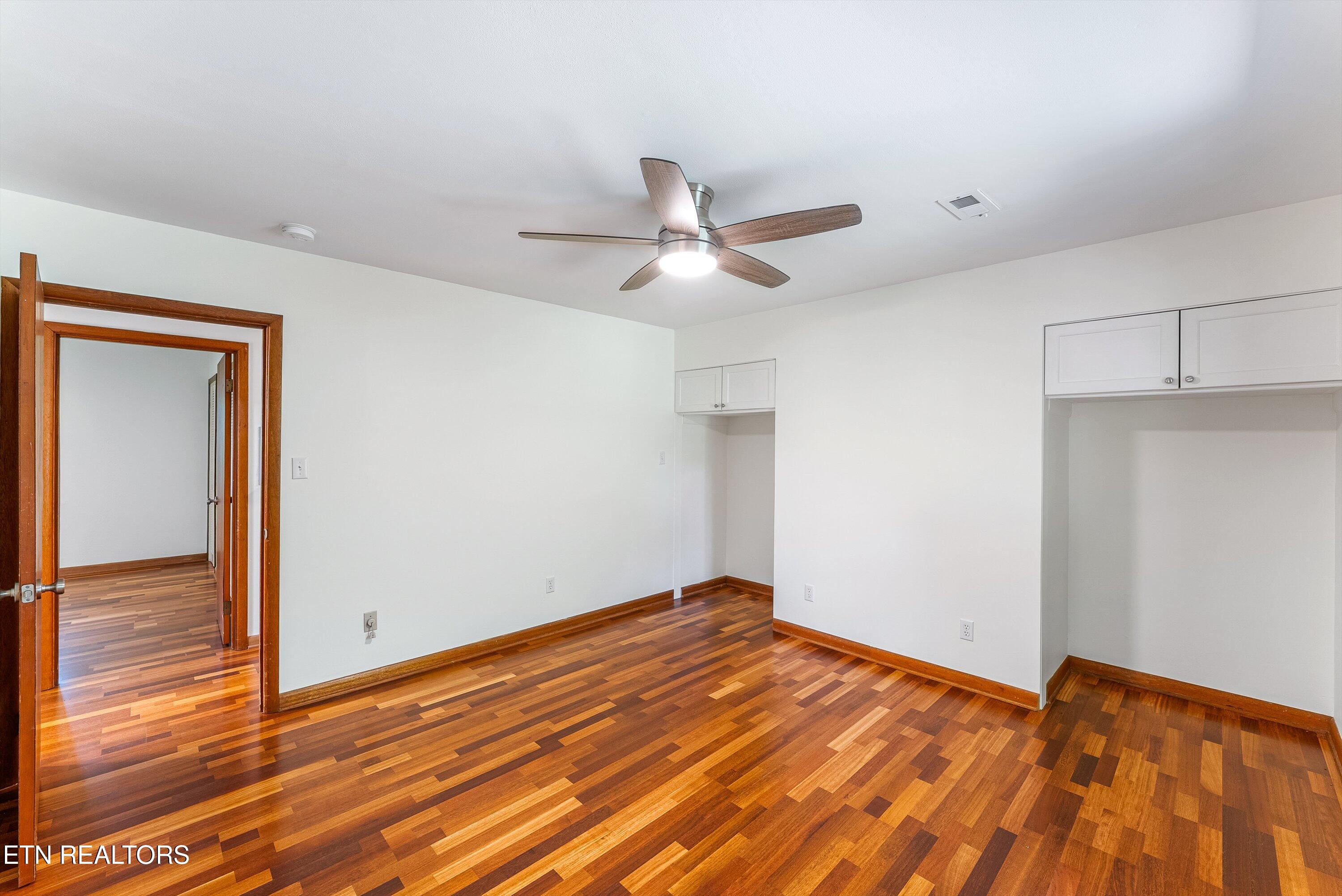 1905 Howard Drive Knoxville TN 37918