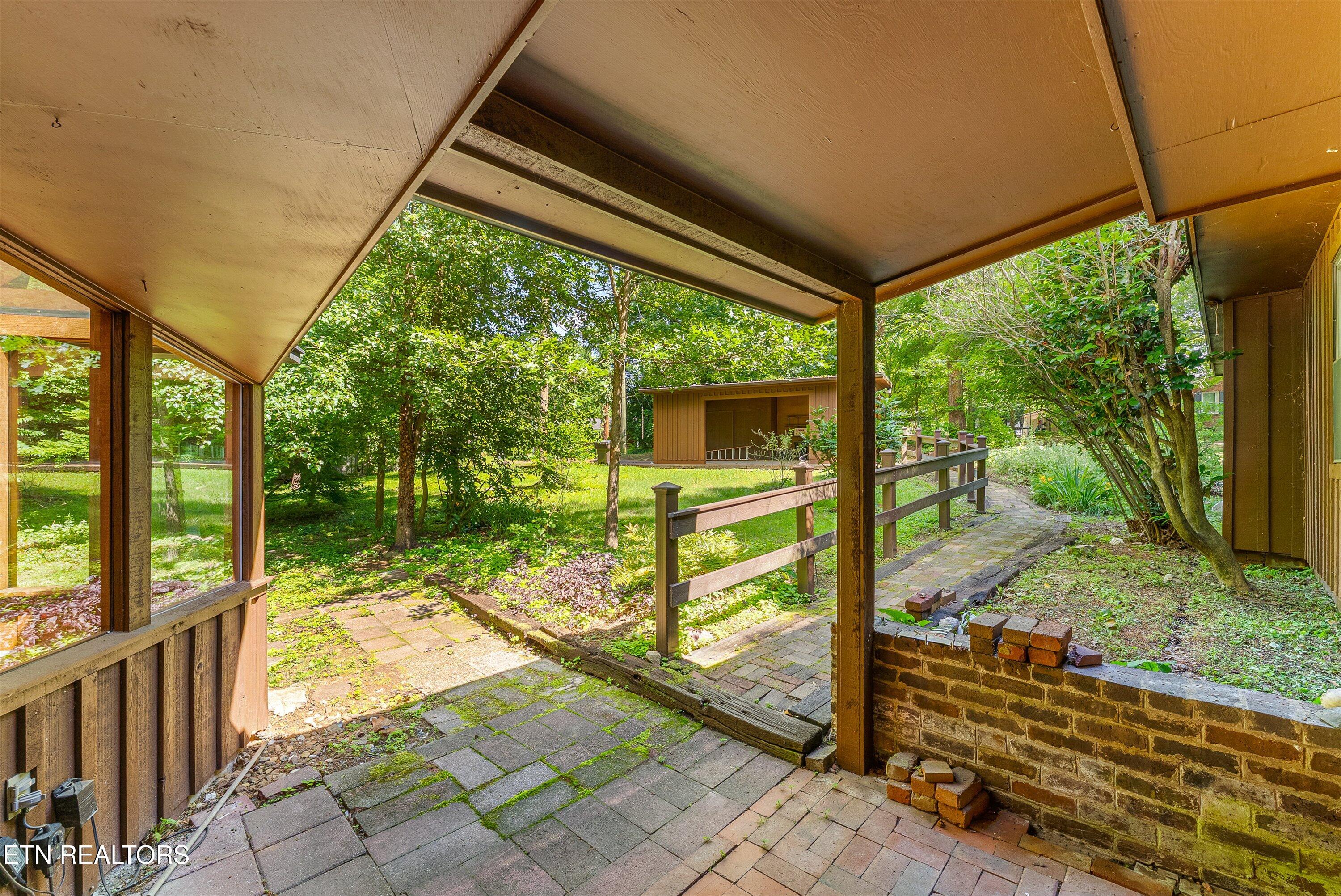 1905 Howard Drive Knoxville TN 37918