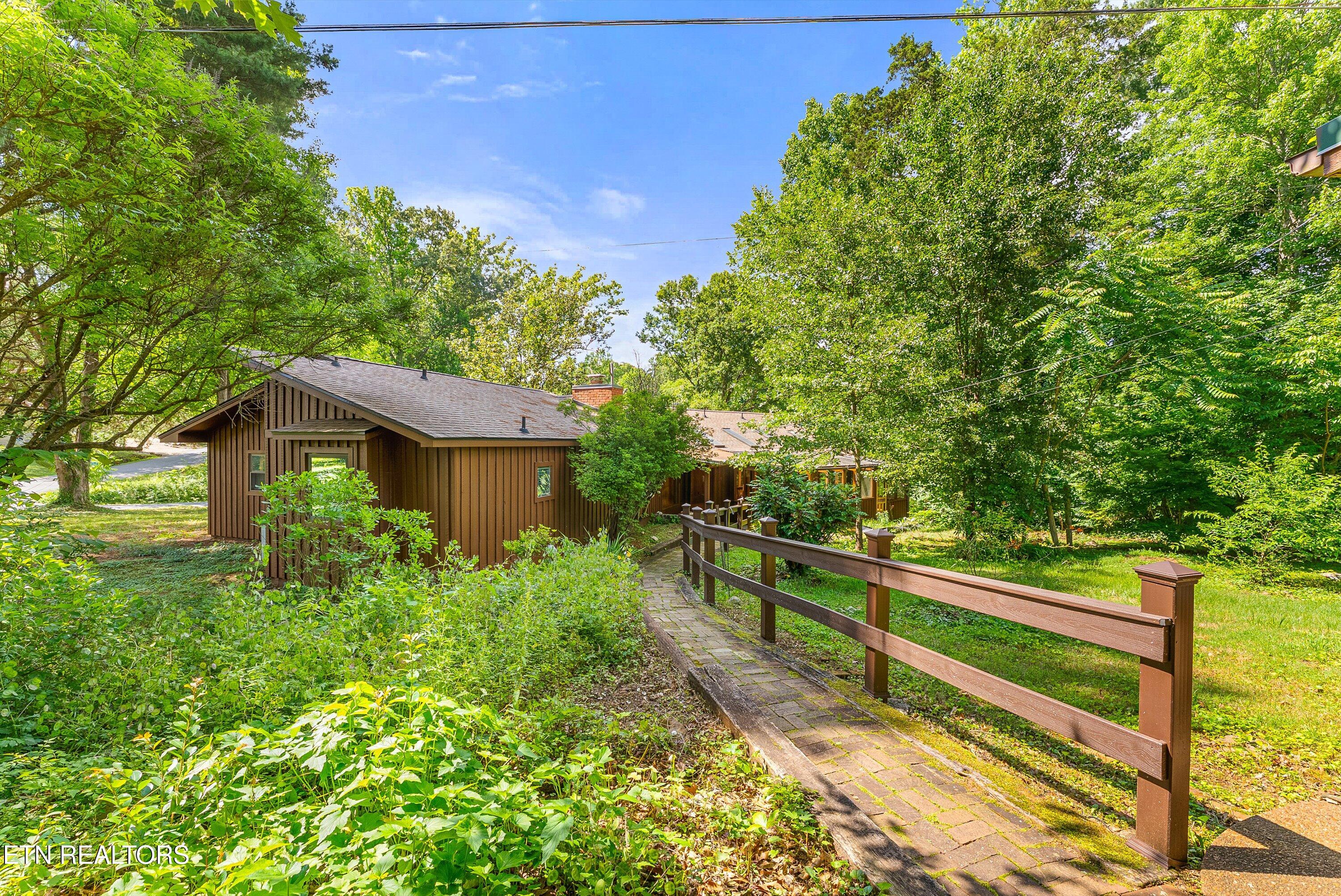 1905 Howard Drive Knoxville TN 37918