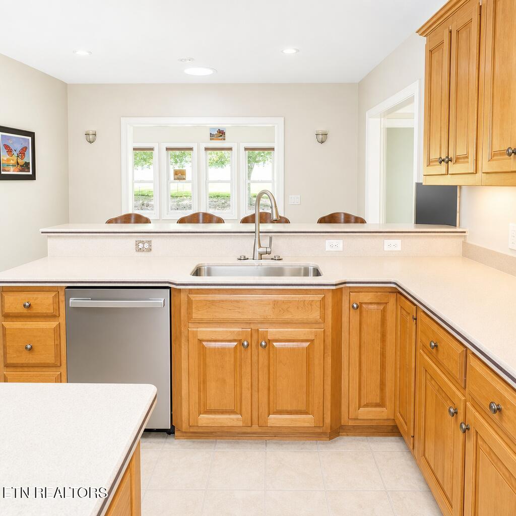 25 Oakcrest Circle Crossville TN 38558