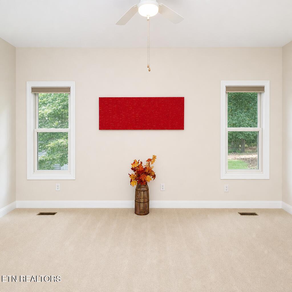 25 Oakcrest Circle Crossville TN 38558