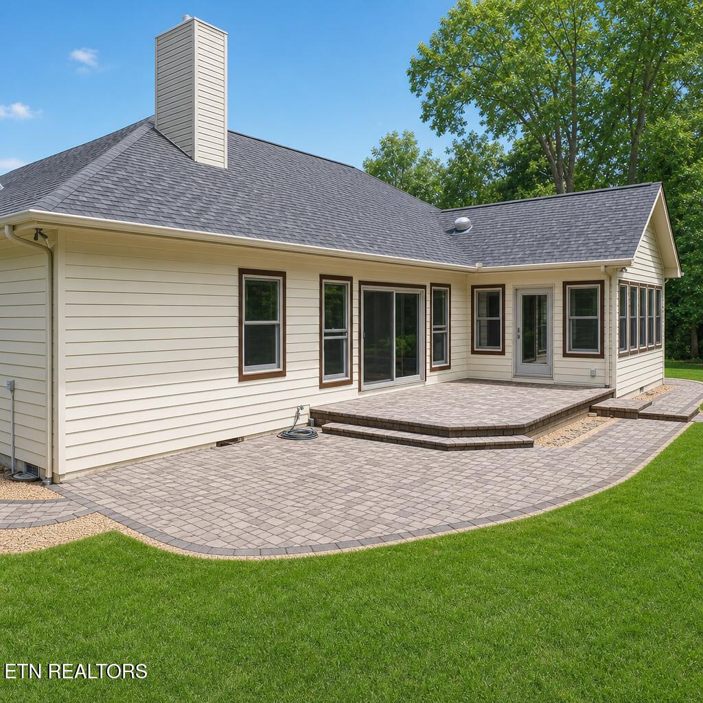 25 Oakcrest Circle Crossville TN 38558